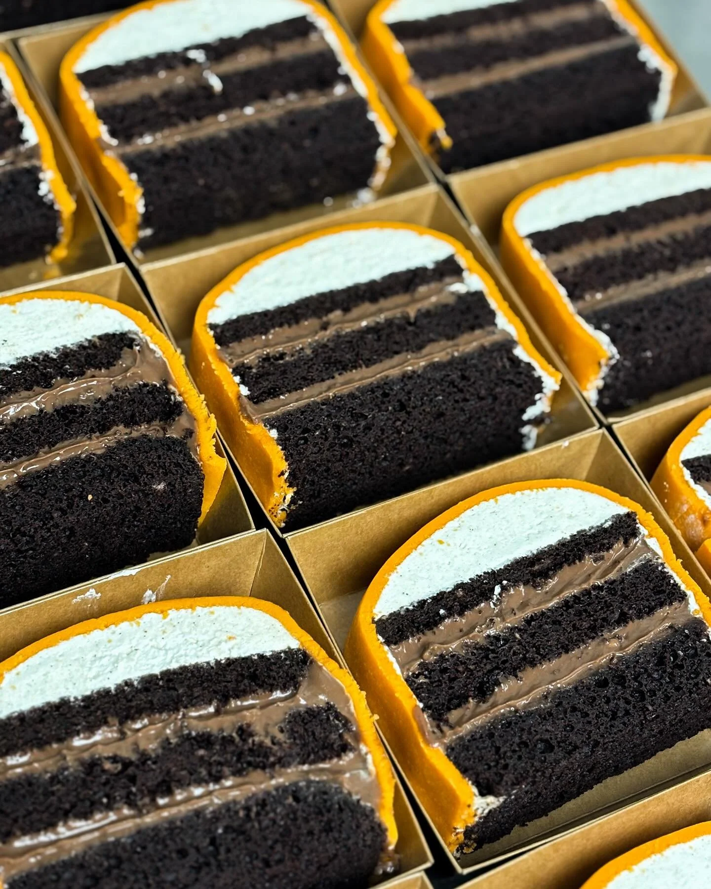 We are open today from 9-4pm! Swing by for some Halloween treats🎃. We have decorated cookies, macaron packs, Frankenstein Big Macs, and these spooky chocolate princess cake slices! 
.
.
.
 #757local #757
#nfk #vabeach #chesapeakeva
#shopsmall #shopl