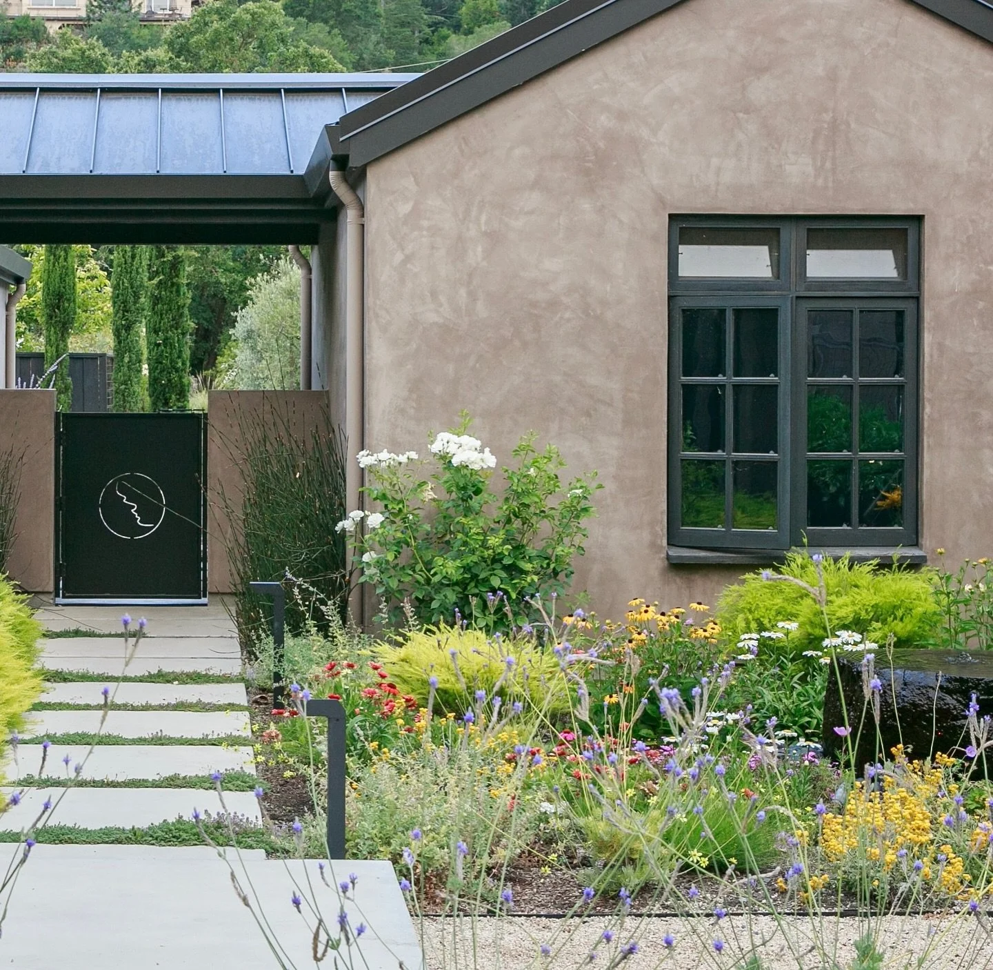 Equal light, equal night.

The fall equinox invites balance between day and night, shadow and glow.

This garden&rsquo;s custom steel moon gate becomes a perfect marker of the season: a quiet passage where golden light and evening cool meet.

As we s