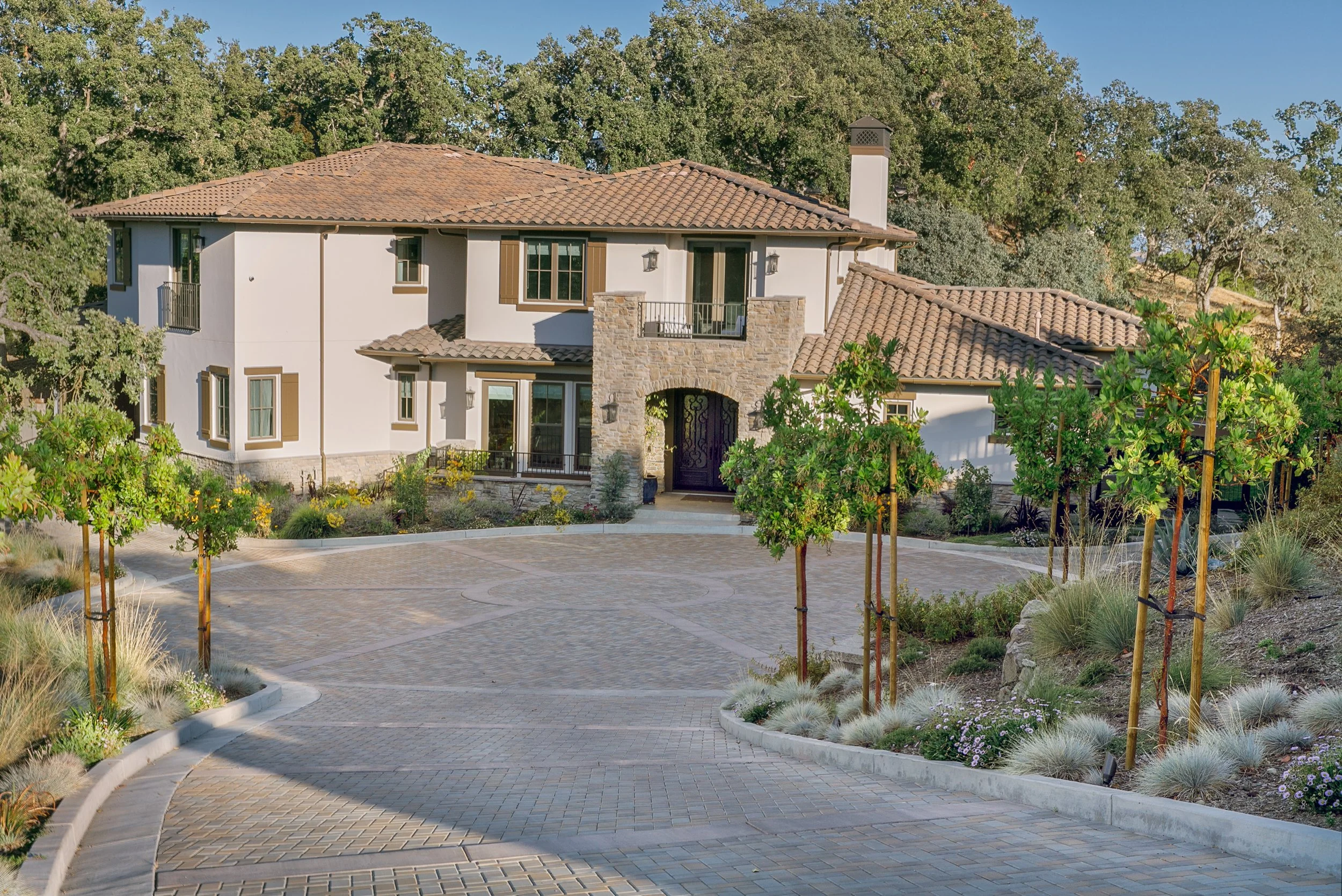 hillside-estate-landscape-design-pool-outdoor-living-east-bay11.jpg