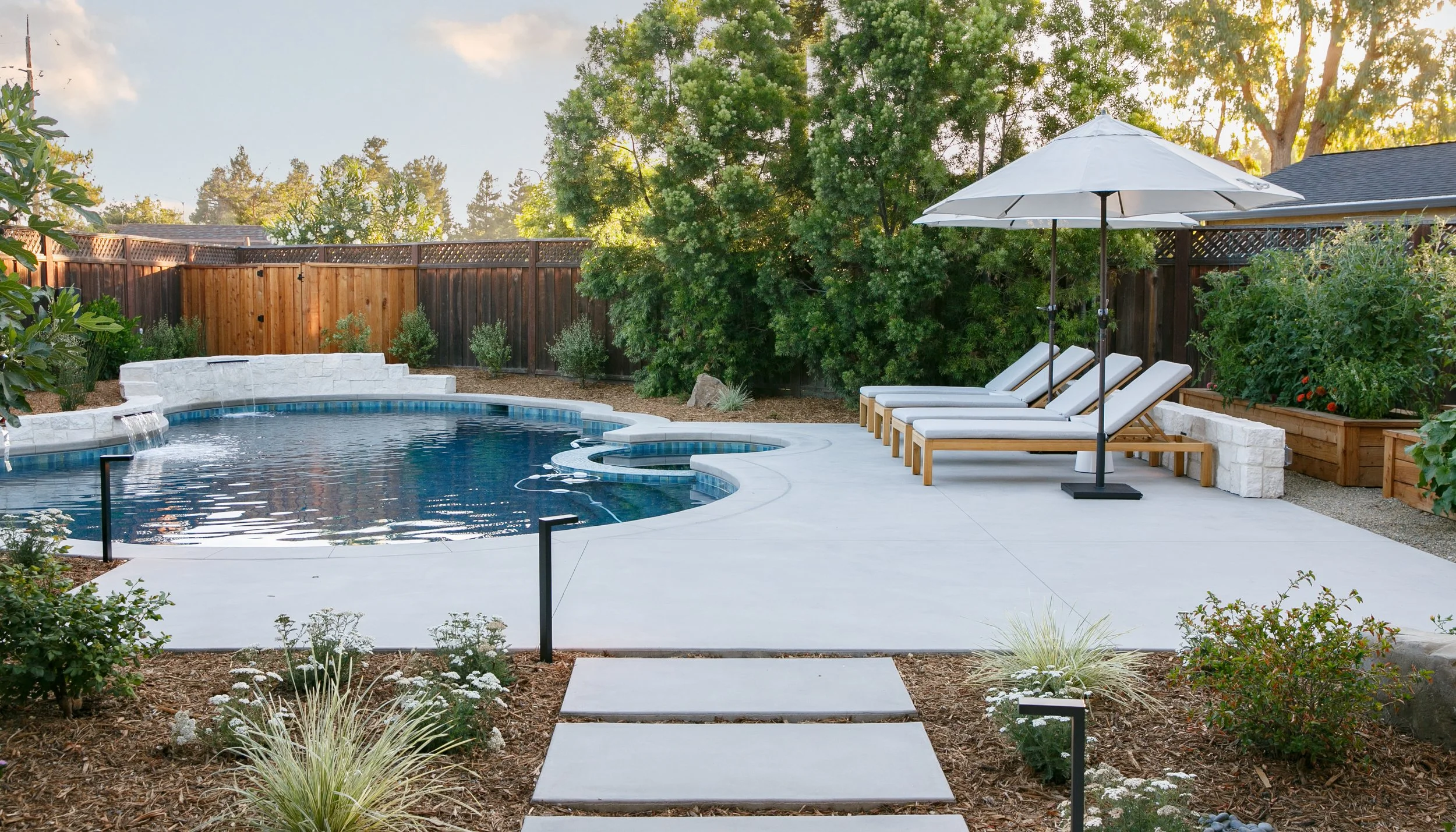 backyard-pool-outdoor-living-landscape-design-modern-east-bay6.jpg