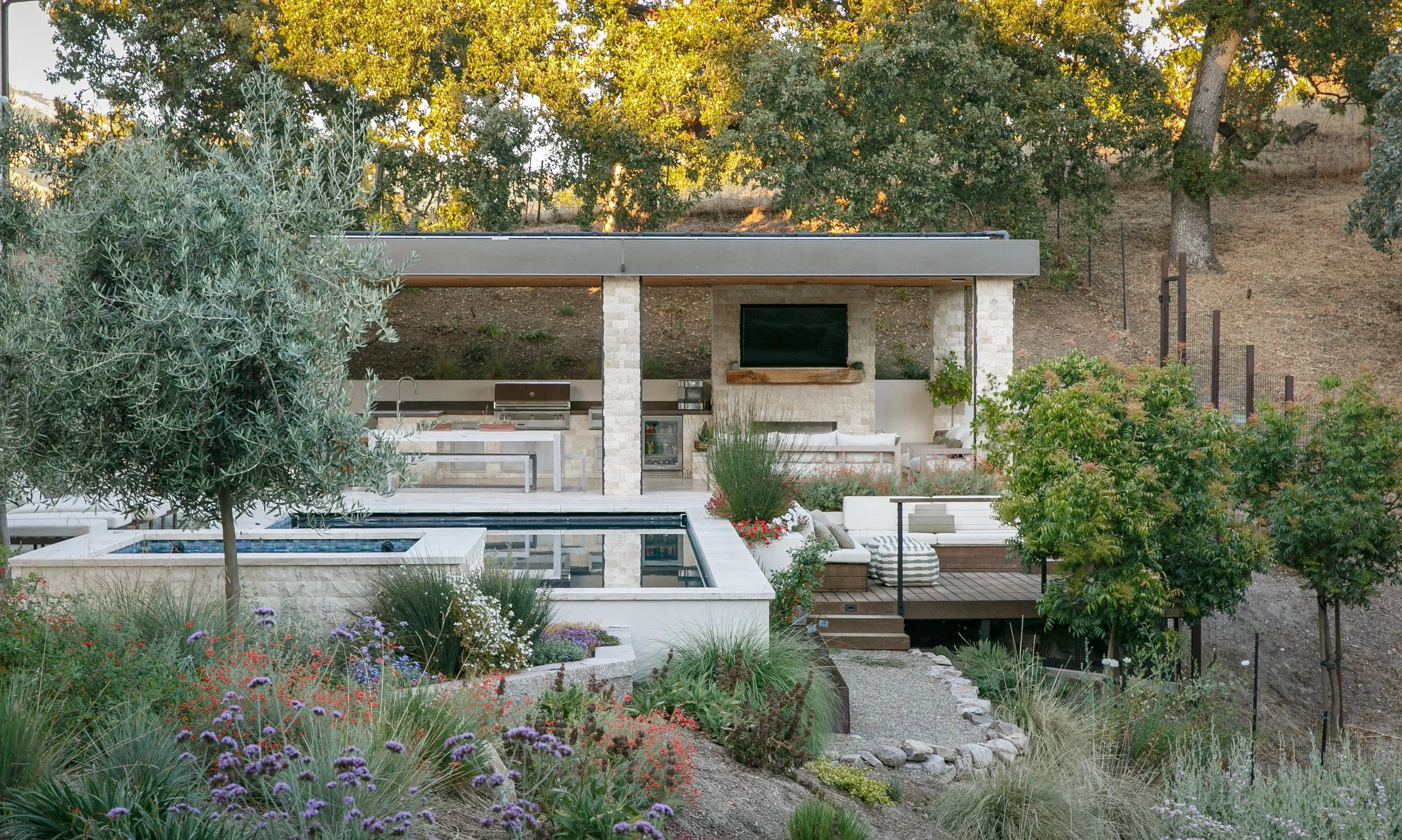 hillside-estate-landscape-design-pool-outdoor-living-east-bay5.jpg