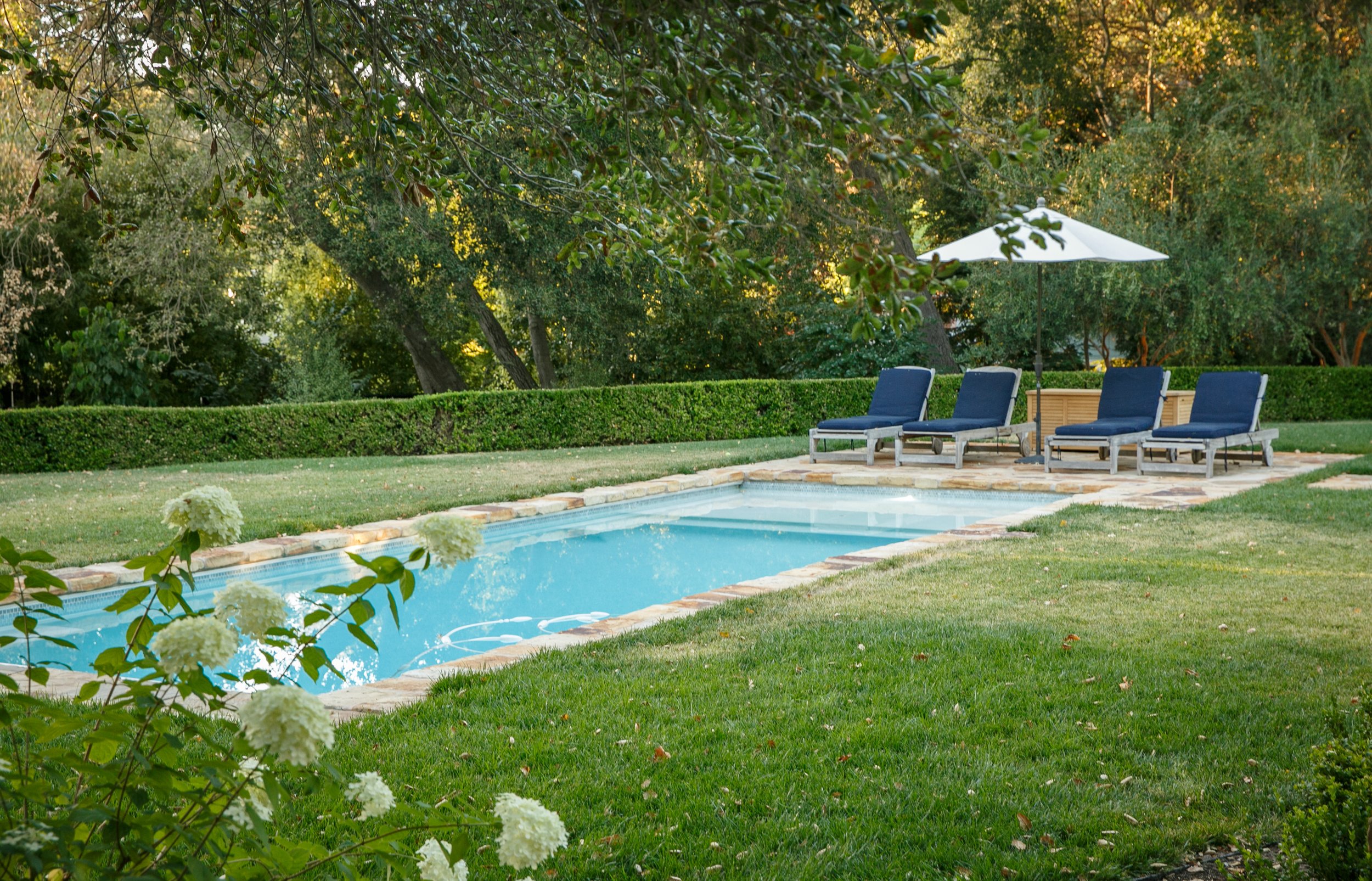 cottage-style-landscape-design-california-fraysse5.jpg
