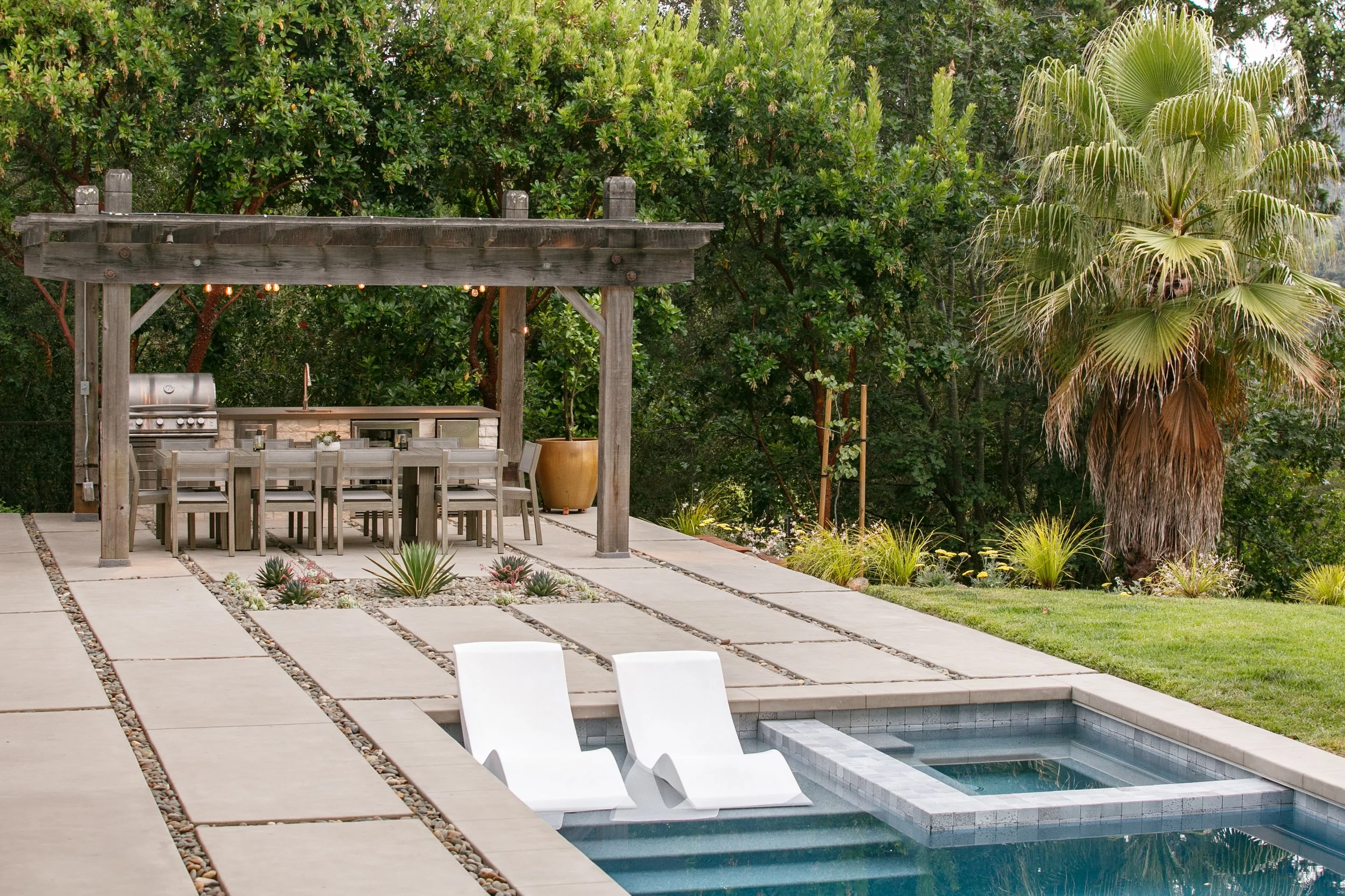 envision-landscape-design-outdoor-living-pool-east-bay6.jpg