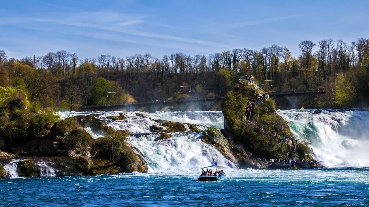 rhine-falls-waterfall-schaffhausen-stockpack-pixabay.jpg