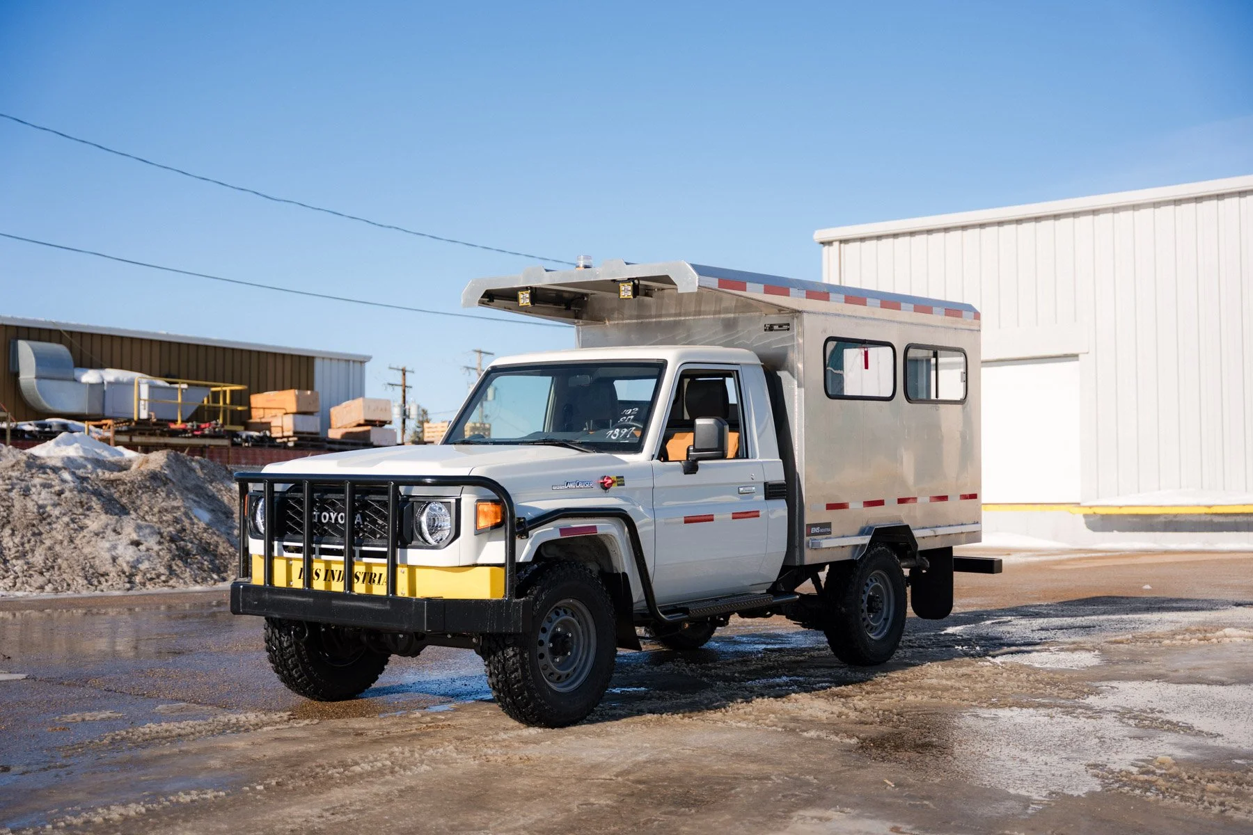 Forward Facing Personnel Carrier - Enclosed Cab (Copy)