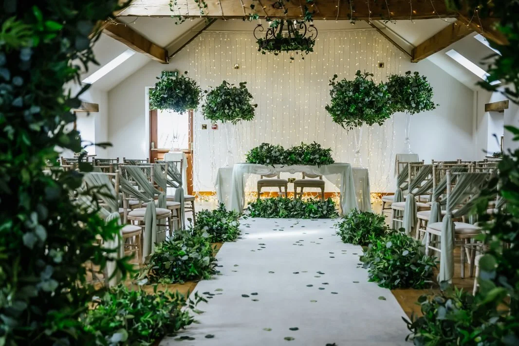 Who&rsquo;s aiming for an aisle like this..? 🙋🏼&zwj;♂️🙋🏼&zwj;♀️

Our stylists have outdone themselves at @beestonmanor with a natural greenery aisle carpet &amp; flower runners.. leading to the focal point to say &ldquo;I do&rdquo; 💍

If you hav