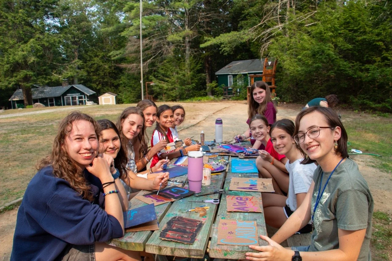 Takodians are getting their crafting on 🎨!
#camptakodah #sessionfour #summercamp
