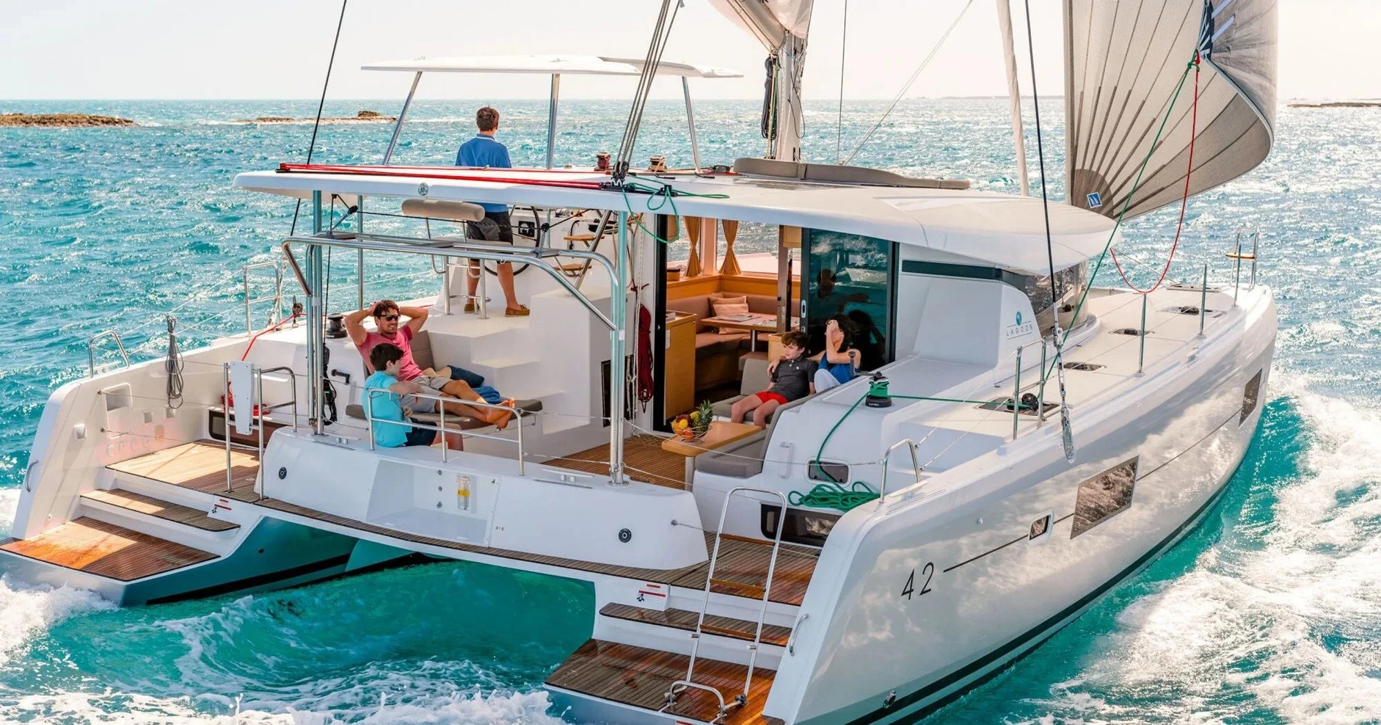 Catamaran tour