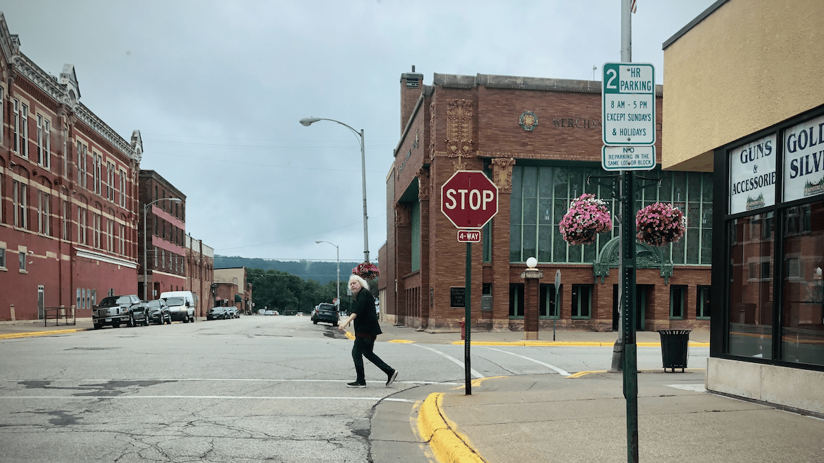 Late August Wander: one morning, three banks