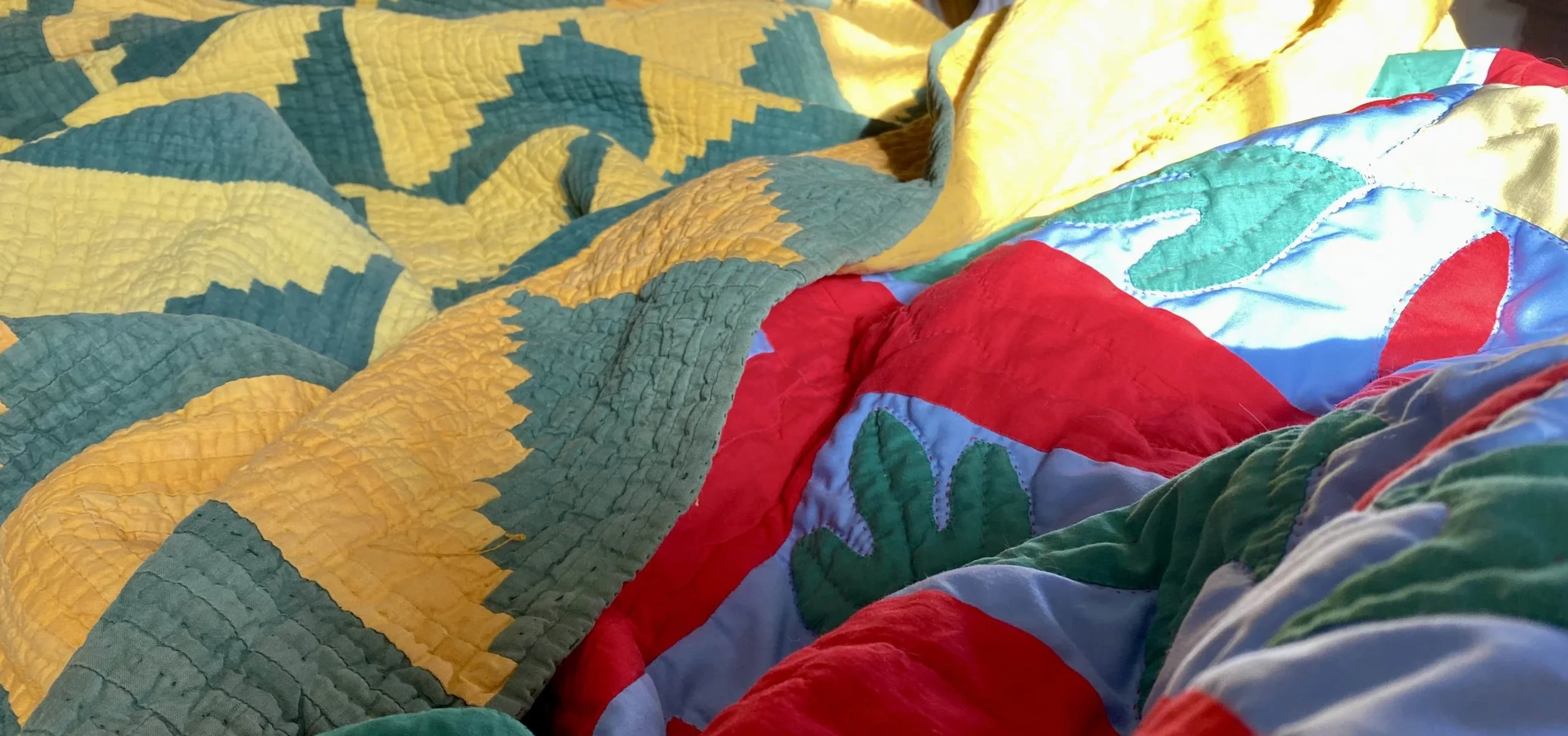 Sun, quilts, daffodils