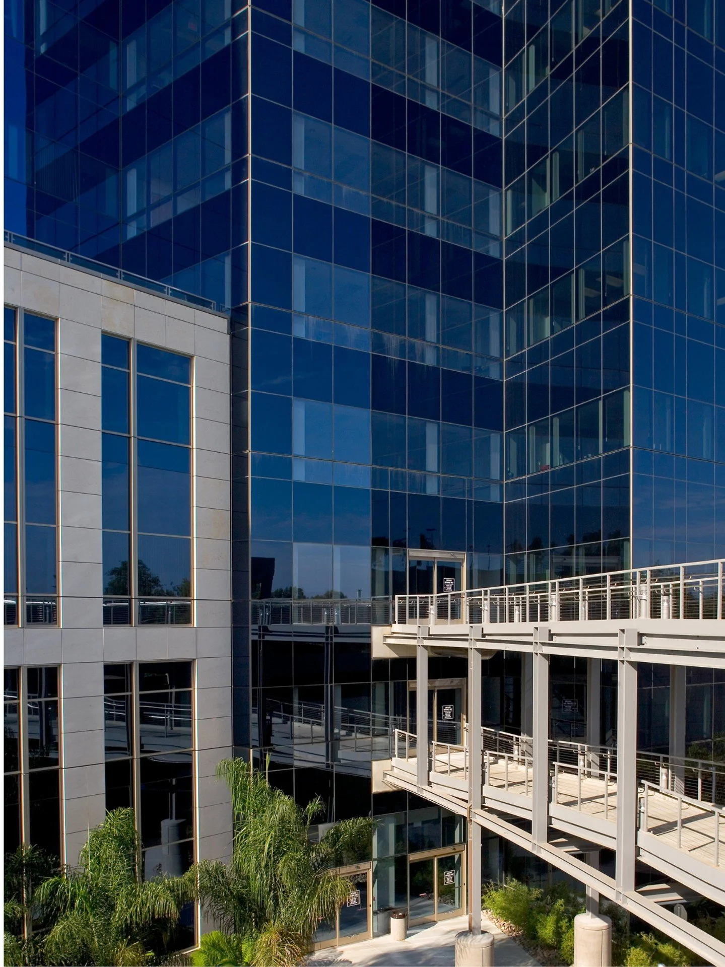 A workplace designed to perform over time.

@qualcomm Corporate Headquarters has served as a central hub in San Diego&rsquo;s technology corridor for nearly two decades, supporting leadership, research, and collaboration at a global scale.

At its co