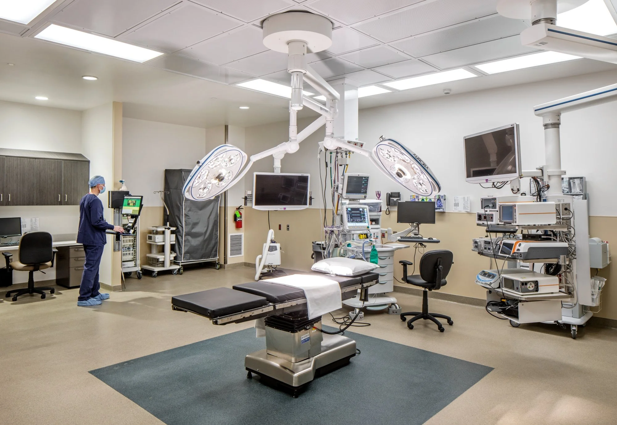 001_10154_005_OrthoNebraska_Surgery_Addition_N3.jpg
