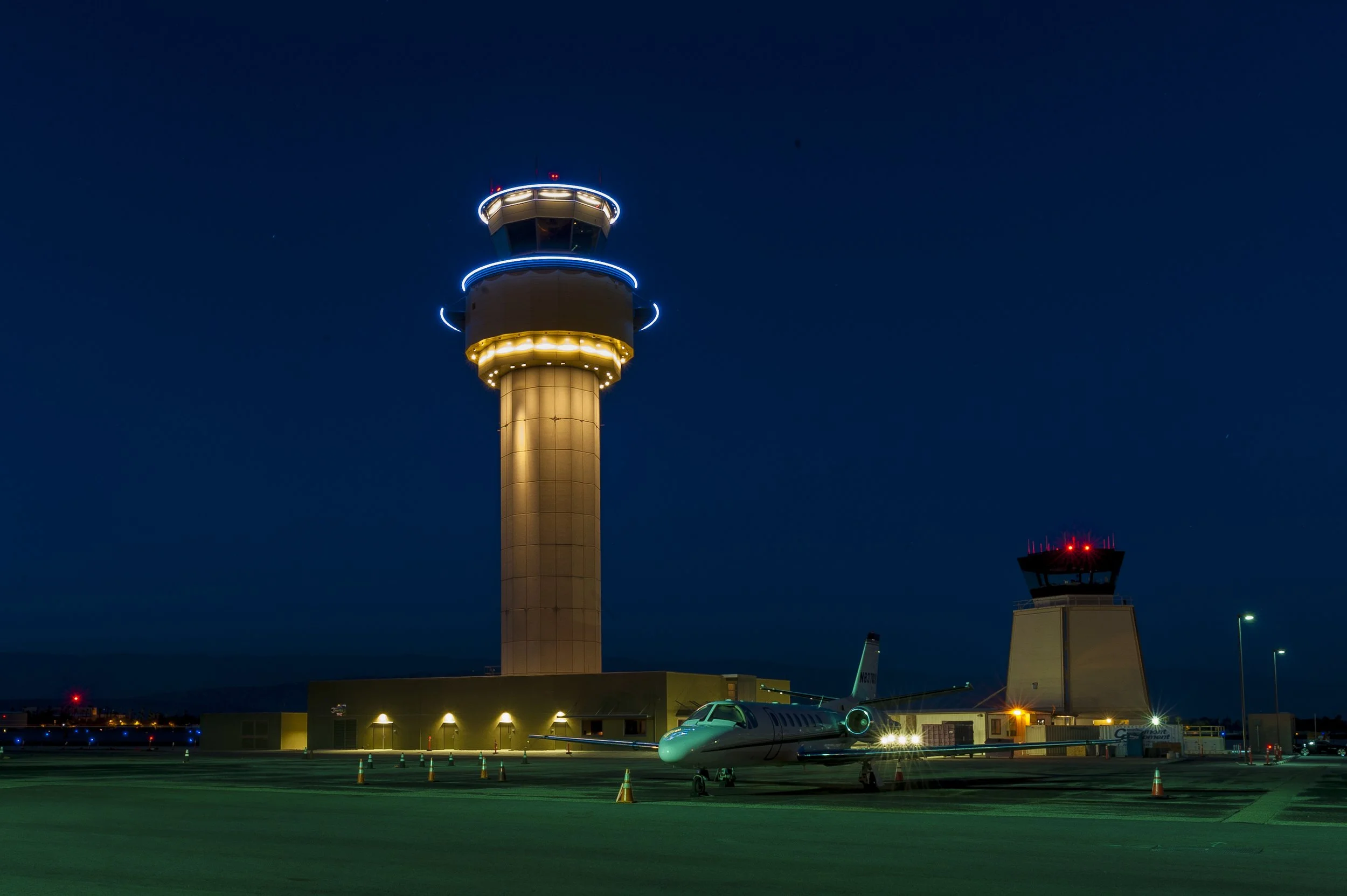 Palm Springs International Airport, Air Traffic Control Tower and Base Building