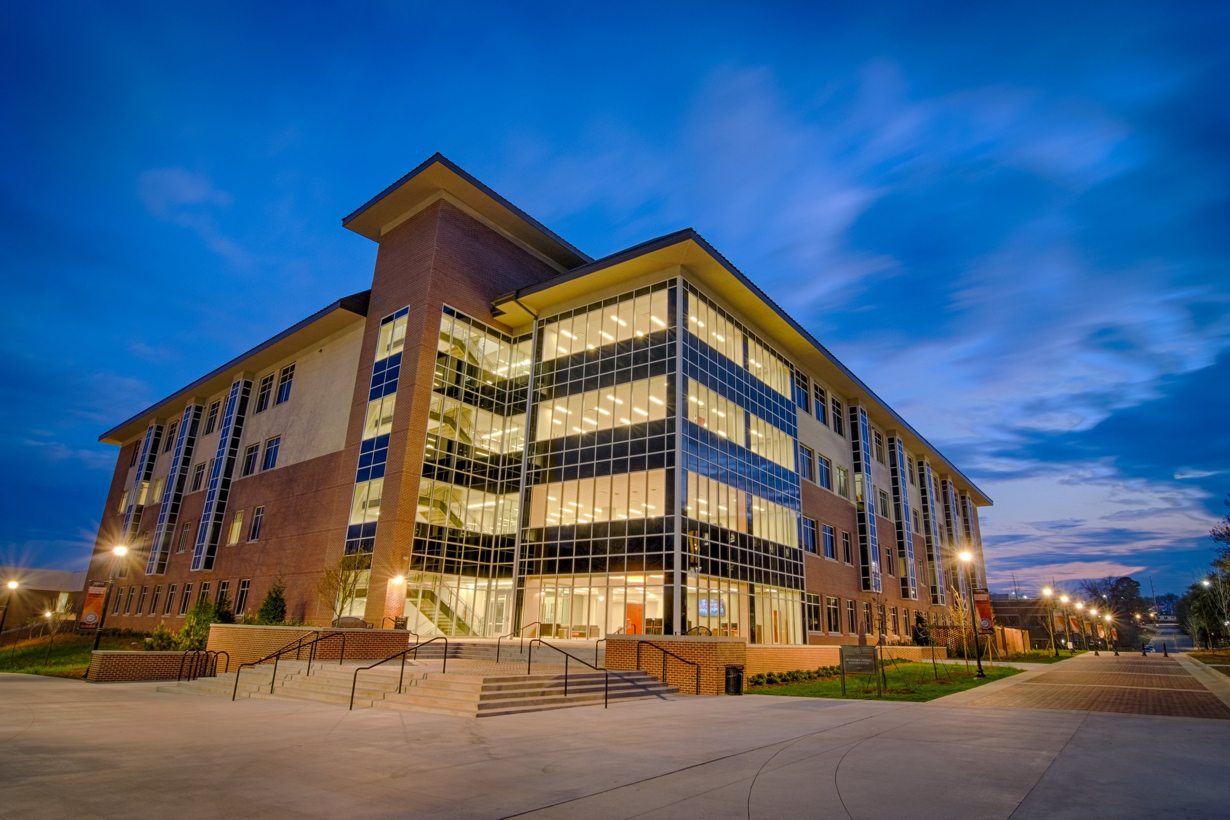 Mercer University, Spearman C. Godsey Science &amp; Research Center