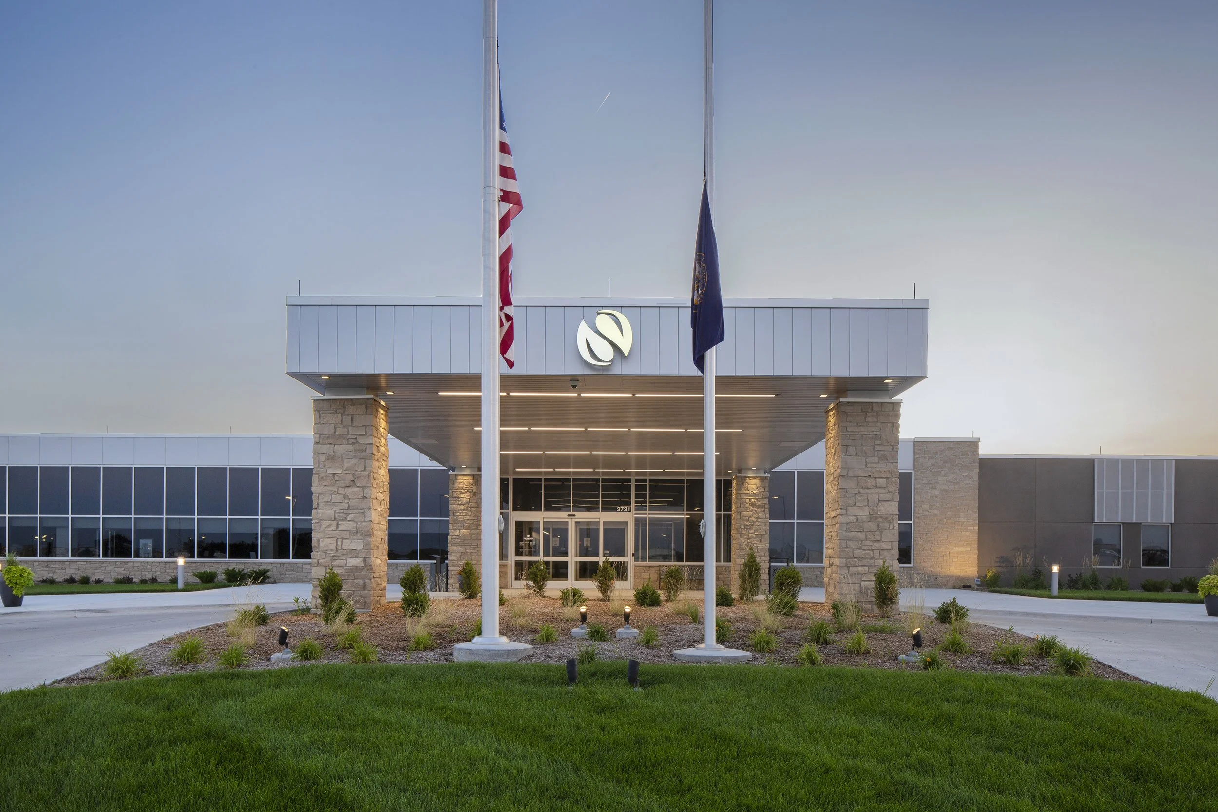 The entrance and porte cochere at Syracuse Area Health Replacement Hospital in Syracuse, Nebraska.