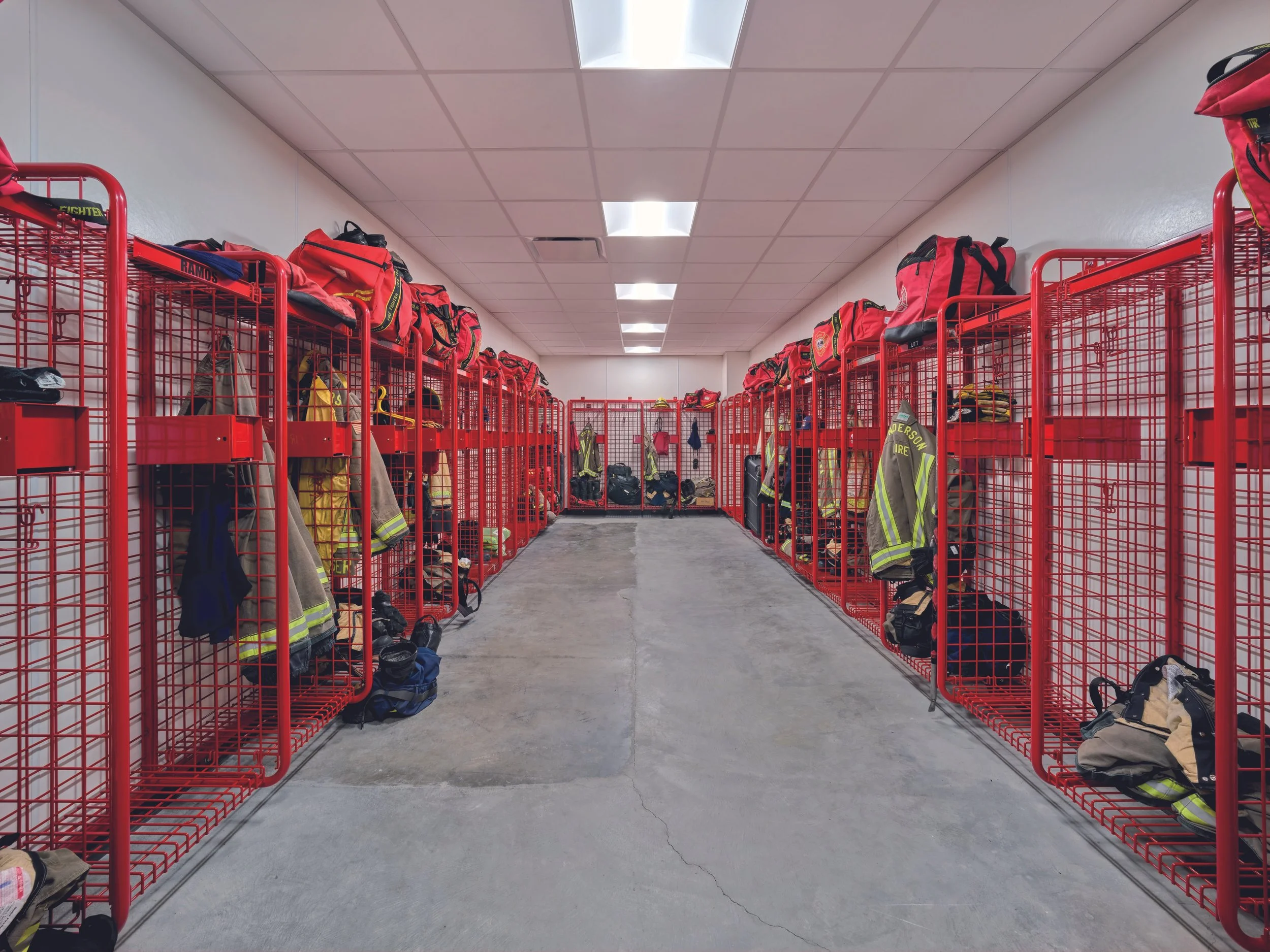 048_10029_100_Henderson_Fire_Station_81_N37_press.jpg