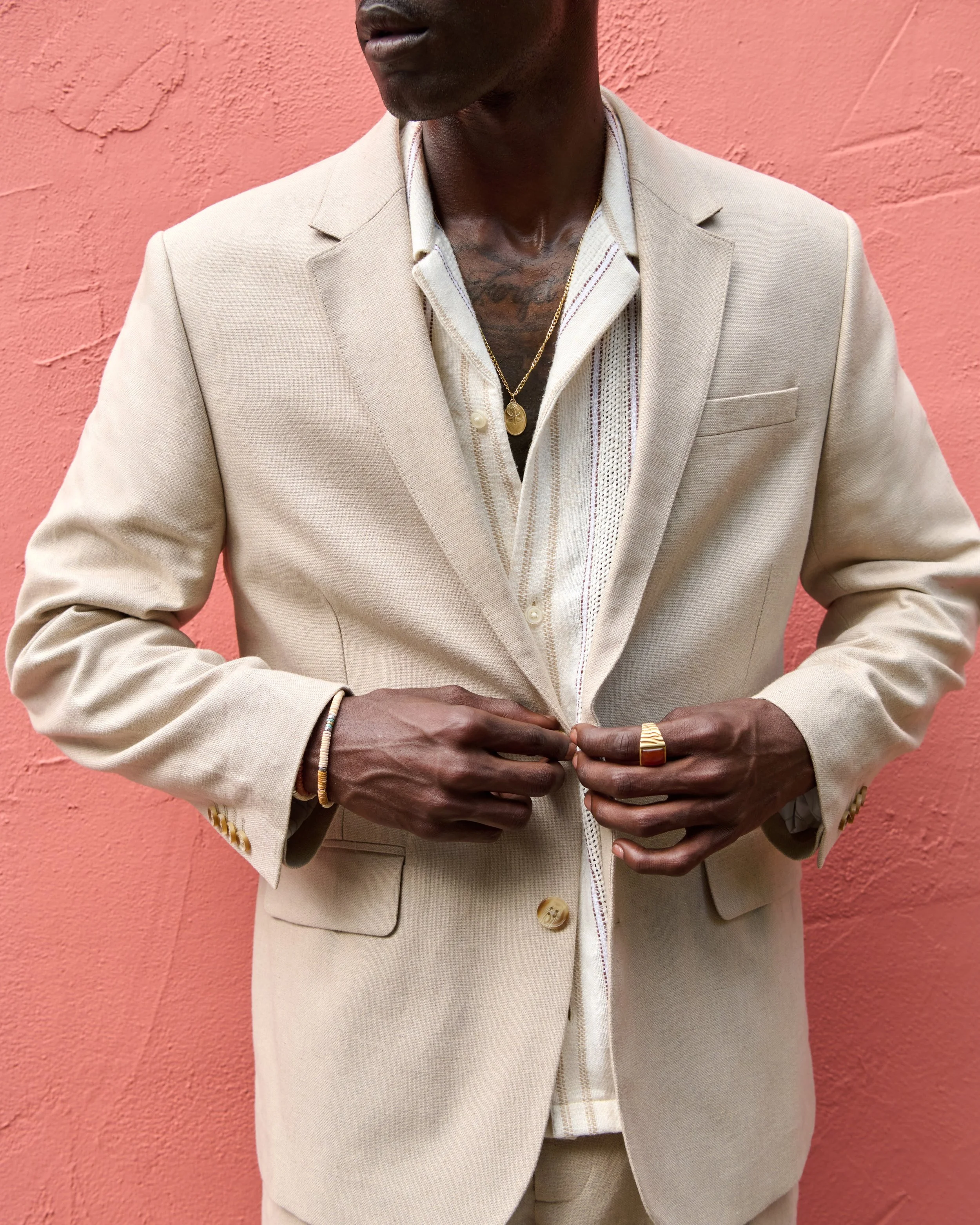 ANF_SUMMER1_2024_CAMPAIGN_SUITS_MENS_D2_LOOK1_345.jpeg