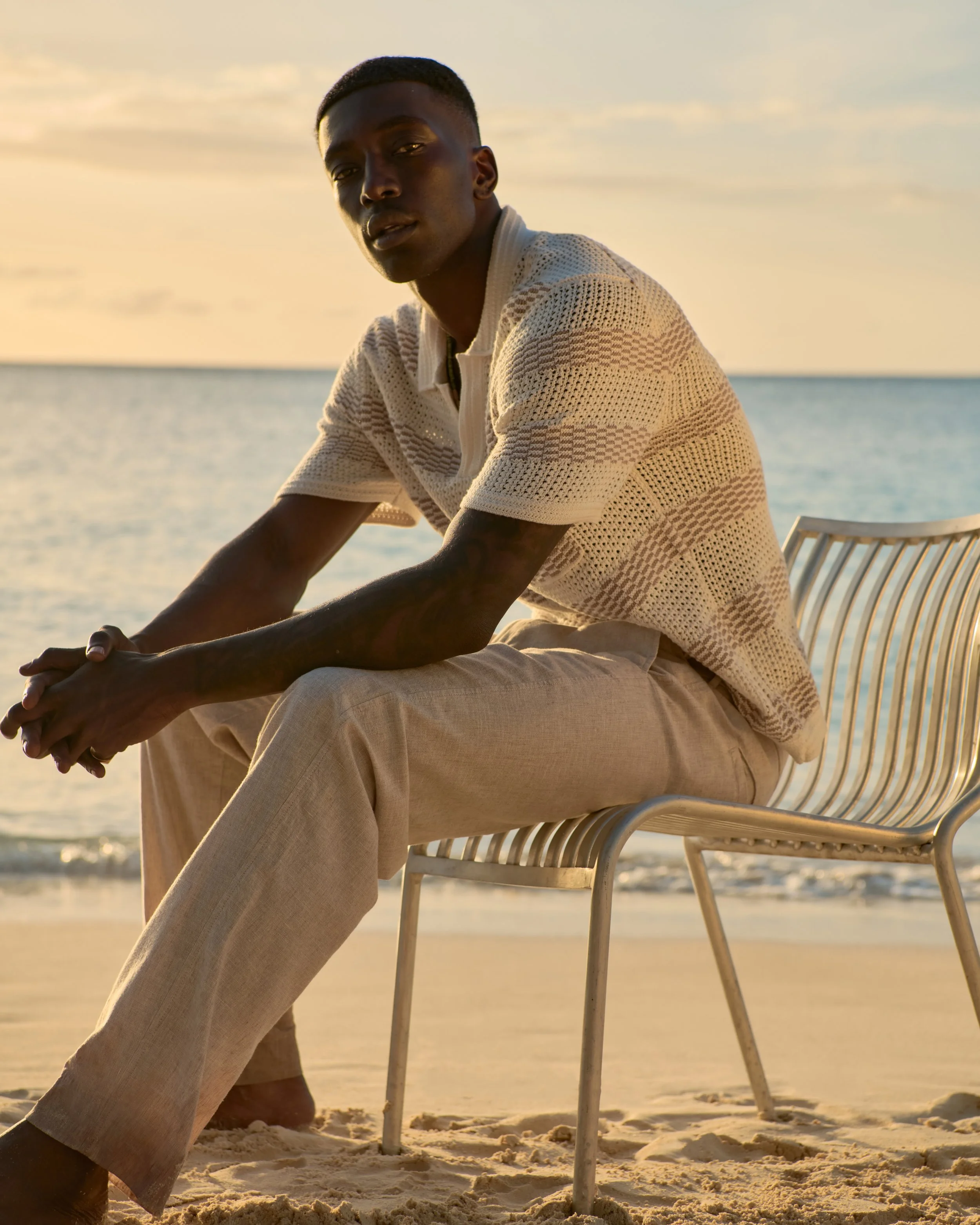 ANF_SUMMER1_2024_CAMPAIGN_MATCHING_SETS_MENS_D1_LOOK5_190.jpeg