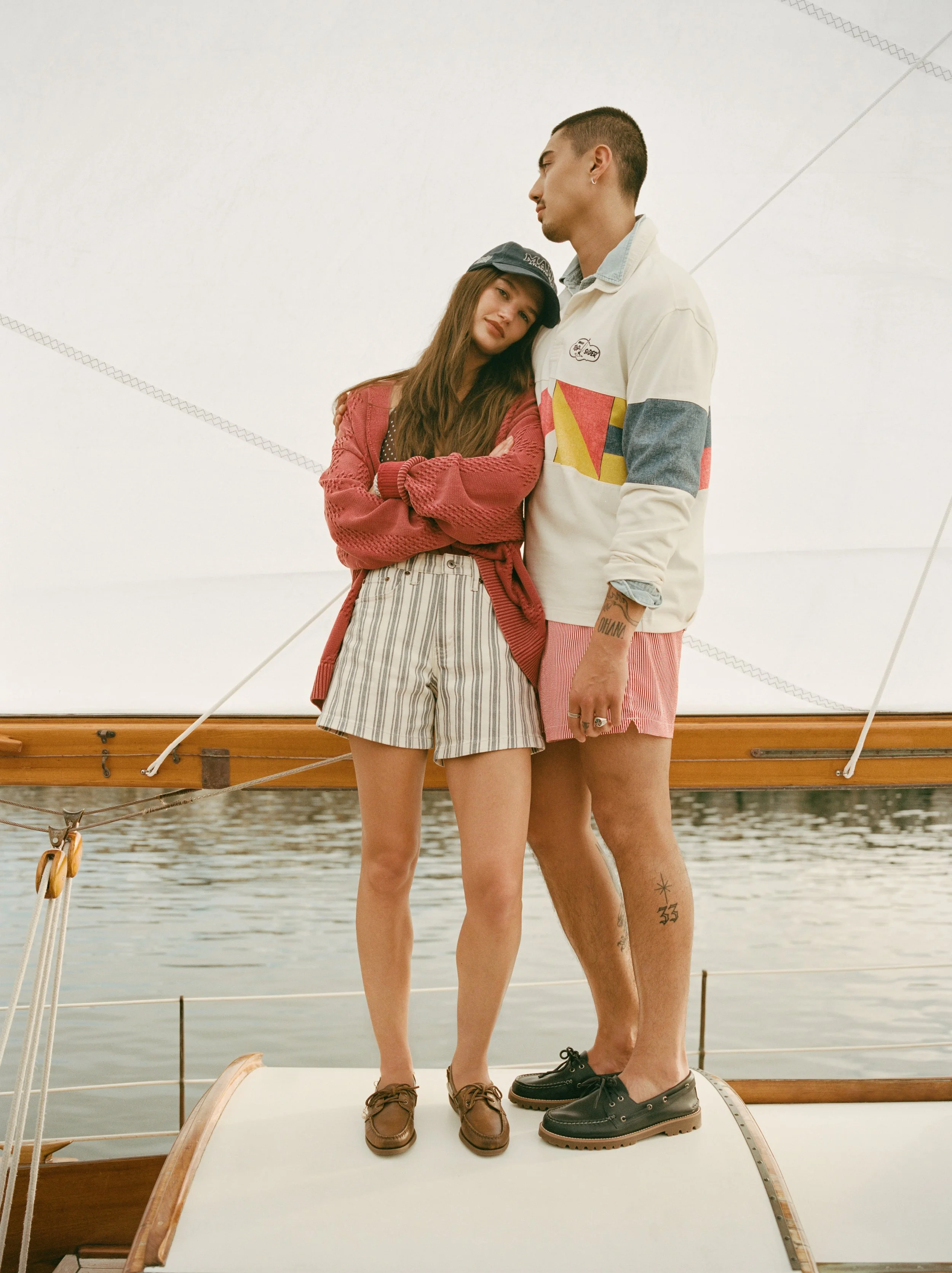 ANF_SUMMER_1_2026_CAMPAIGN_SPERRY_COLLAB_MENS_D3_GROUP1_FILM_73076-D2-42-0012.jpeg