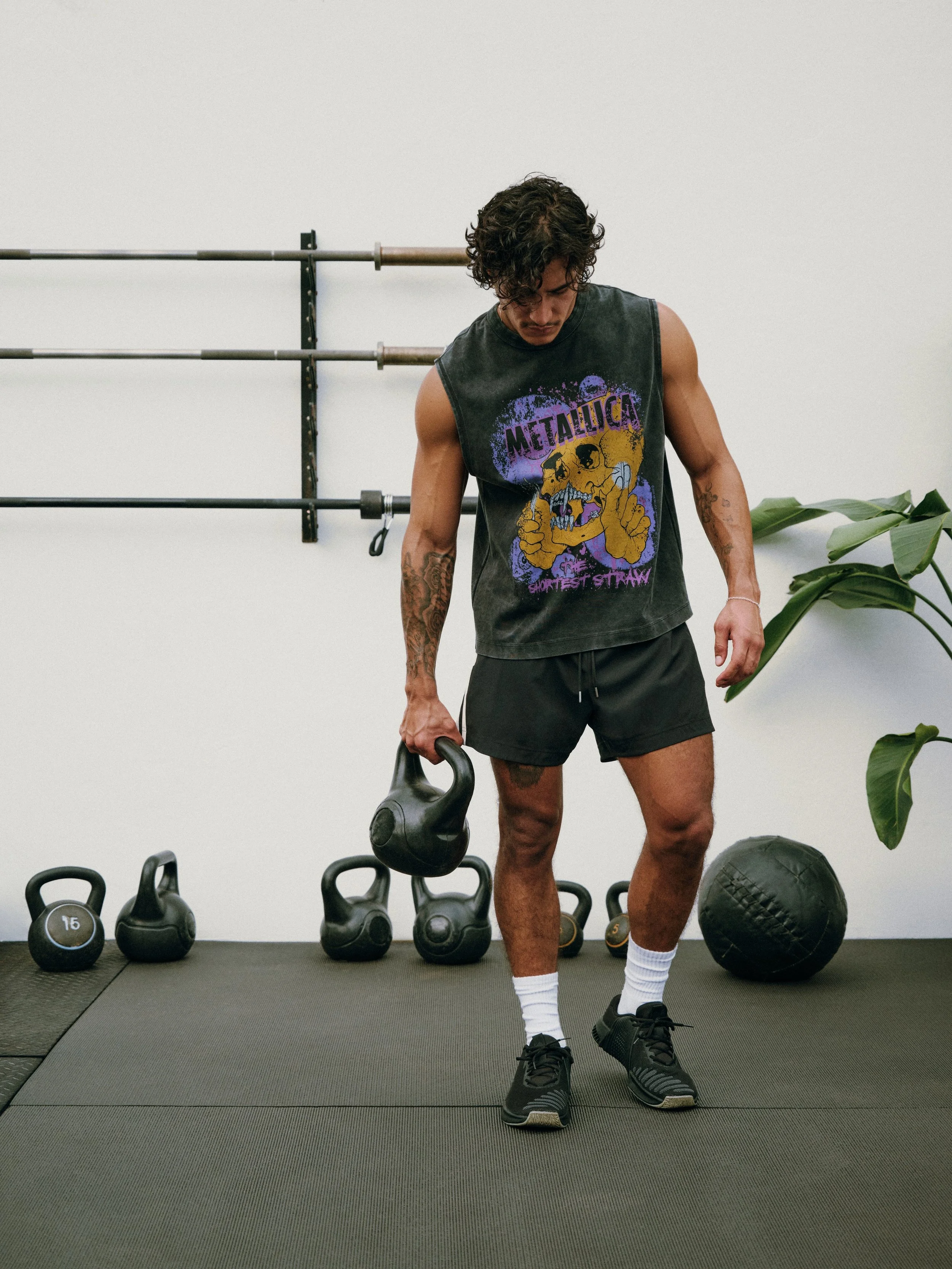 ANF_SUMMER_1_2025_CAMPAIGN_YPB_MENS_D4_LOOK1_2529-4096x4096.jpeg