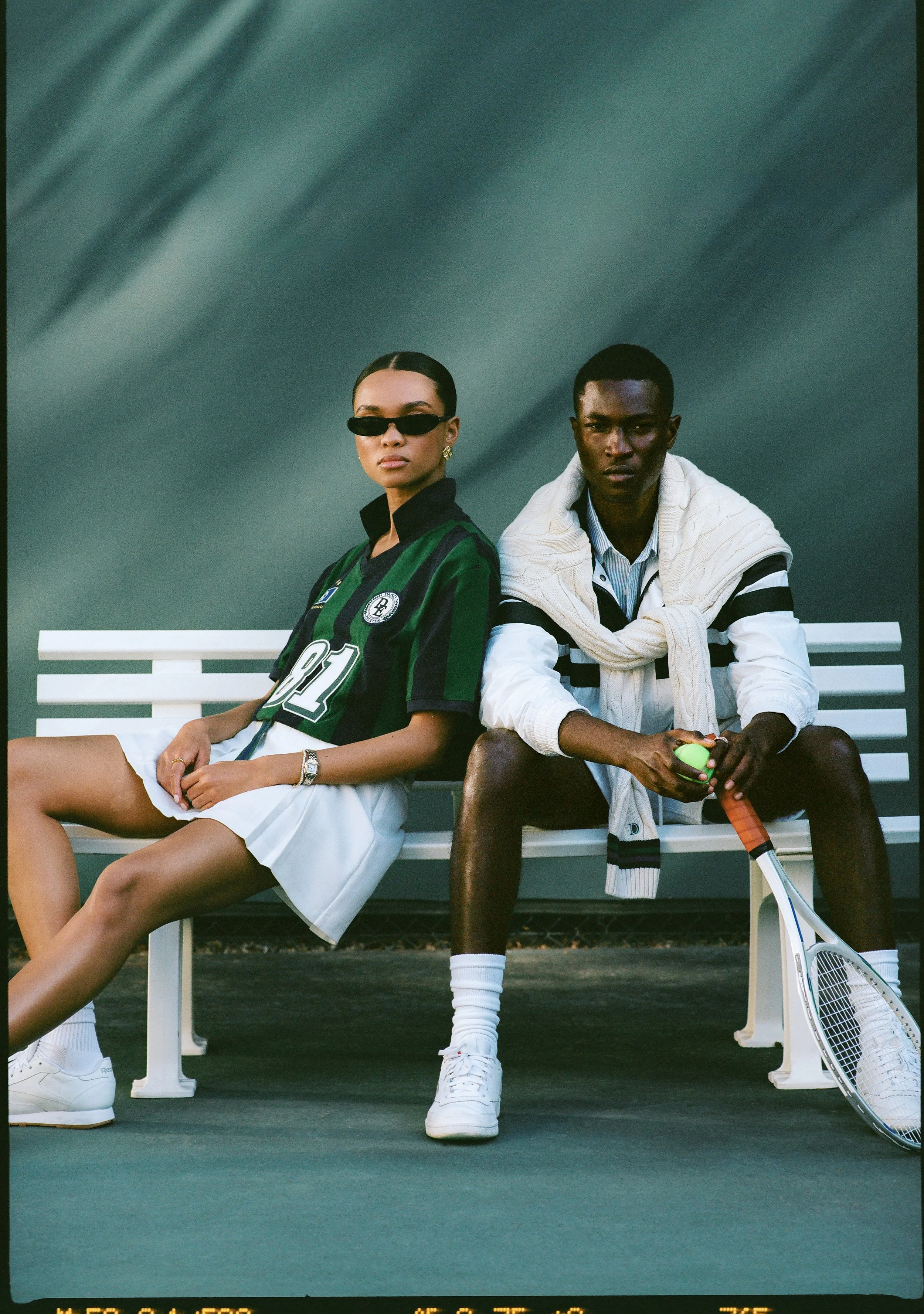 ANF_SPRING_2_2025_CAMPAIGN_ABERCROMBIE_X_DANZY_CO_GENDER_D4_GROUP1_FILM_25-196_EXT.jpeg