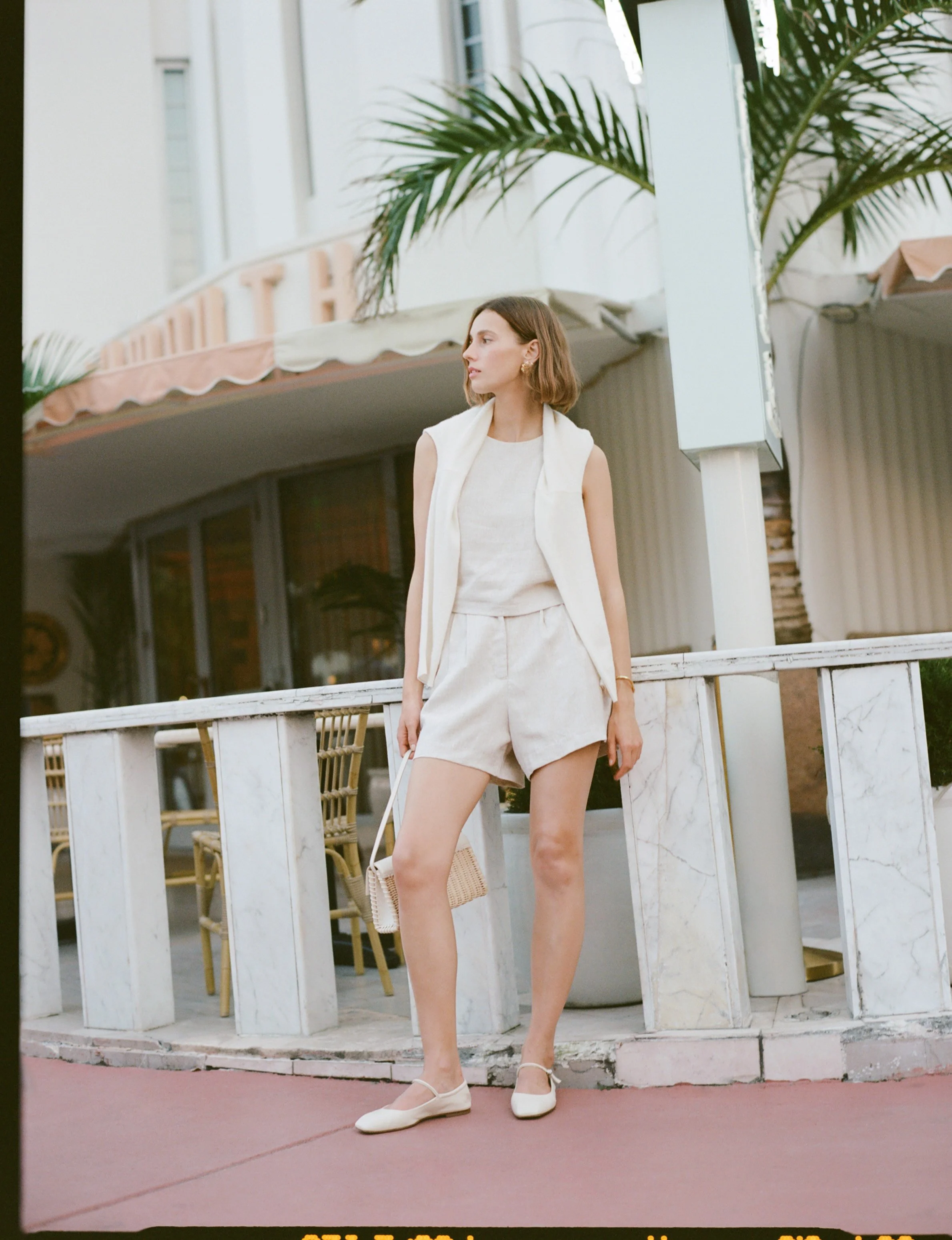 ANF_SUMMER_2_2024_CAMPAIGN_SHORTS_WOMENS_D1_LOOK7_091_12.jpeg