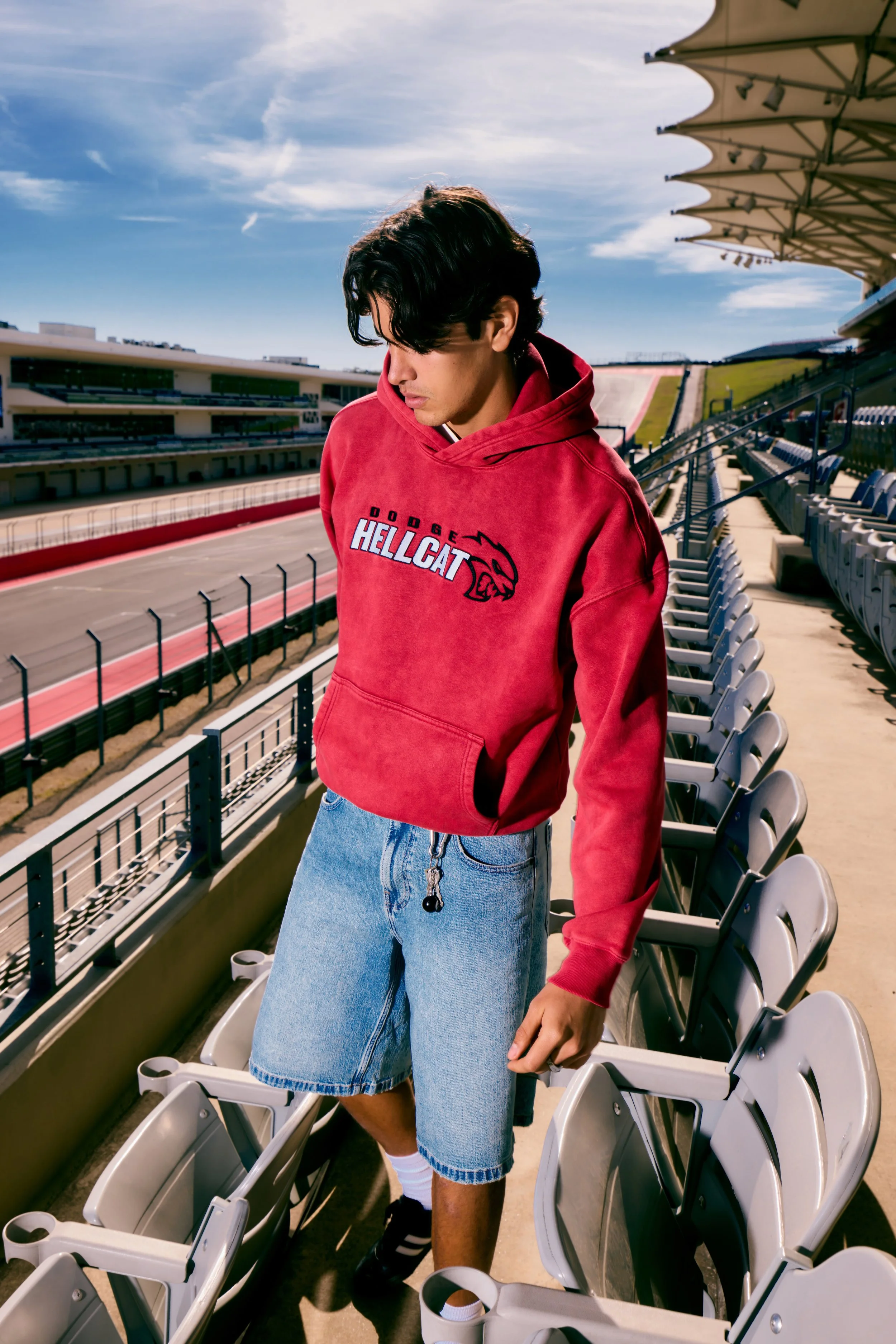 HOLLISTER_2025_SUM2_EDITORIAL_GRAPHICS_SHOP_REFRESH_MENS_D1_LOOK3_0141.jpeg