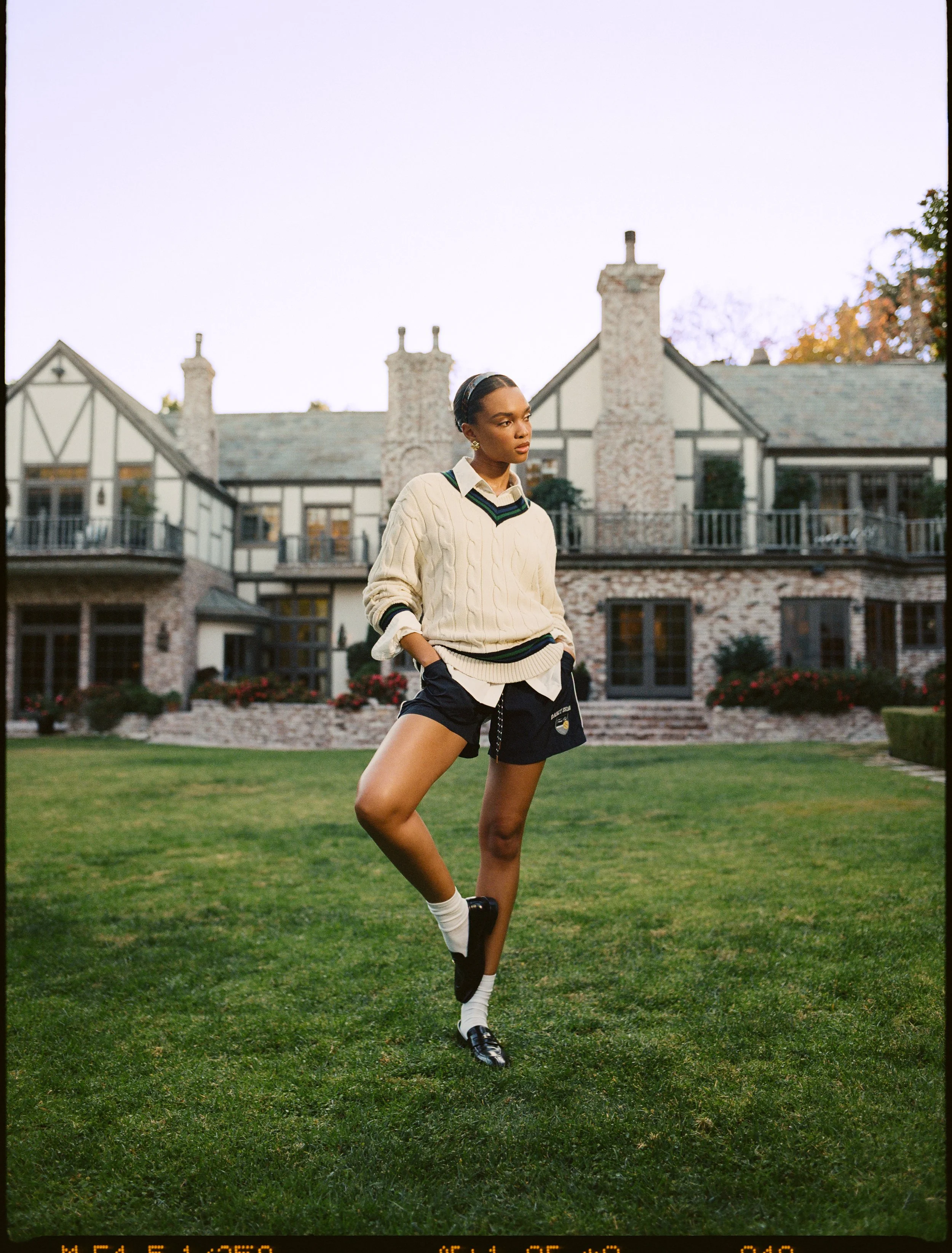 ANF_SPRING_2_2025_CAMPAIGN_ABERCROMBIE_X_DANZY_CO_GENDER_D4_LOOK5_FILM_25-463.jpeg