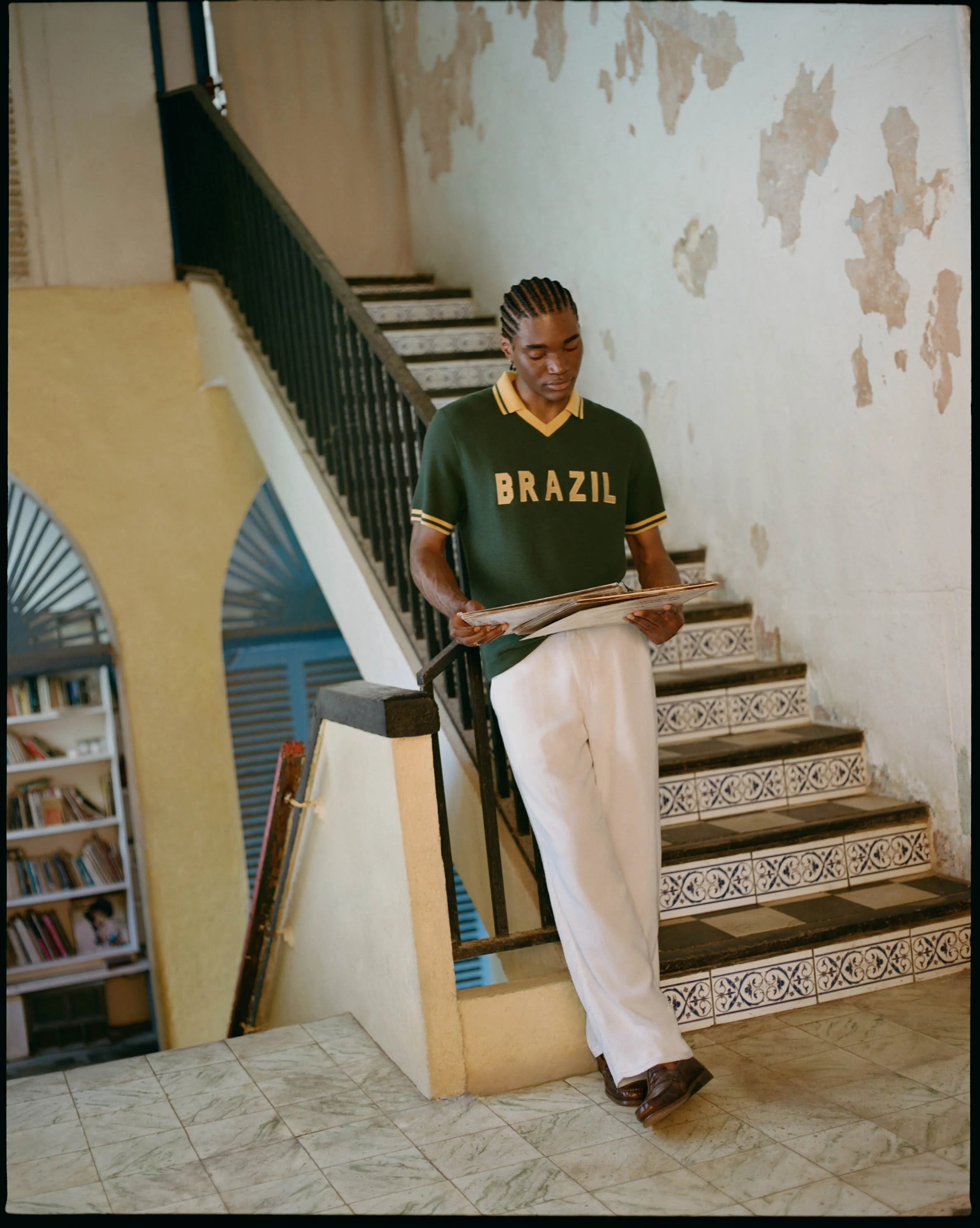 ANF_SUMMER_1_2025_CAMPAIGN_JERSEYS_MENS_D3_LOOK1_FILM_2339.jpeg