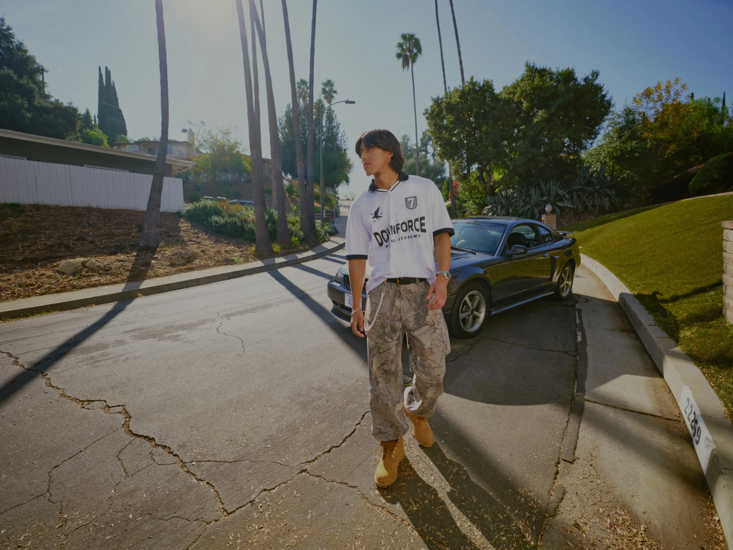 HOLLISTER_2025_SPR2_EDITORIAL_JERSEYS_MENS_D1_LOOK6_0060.jpeg