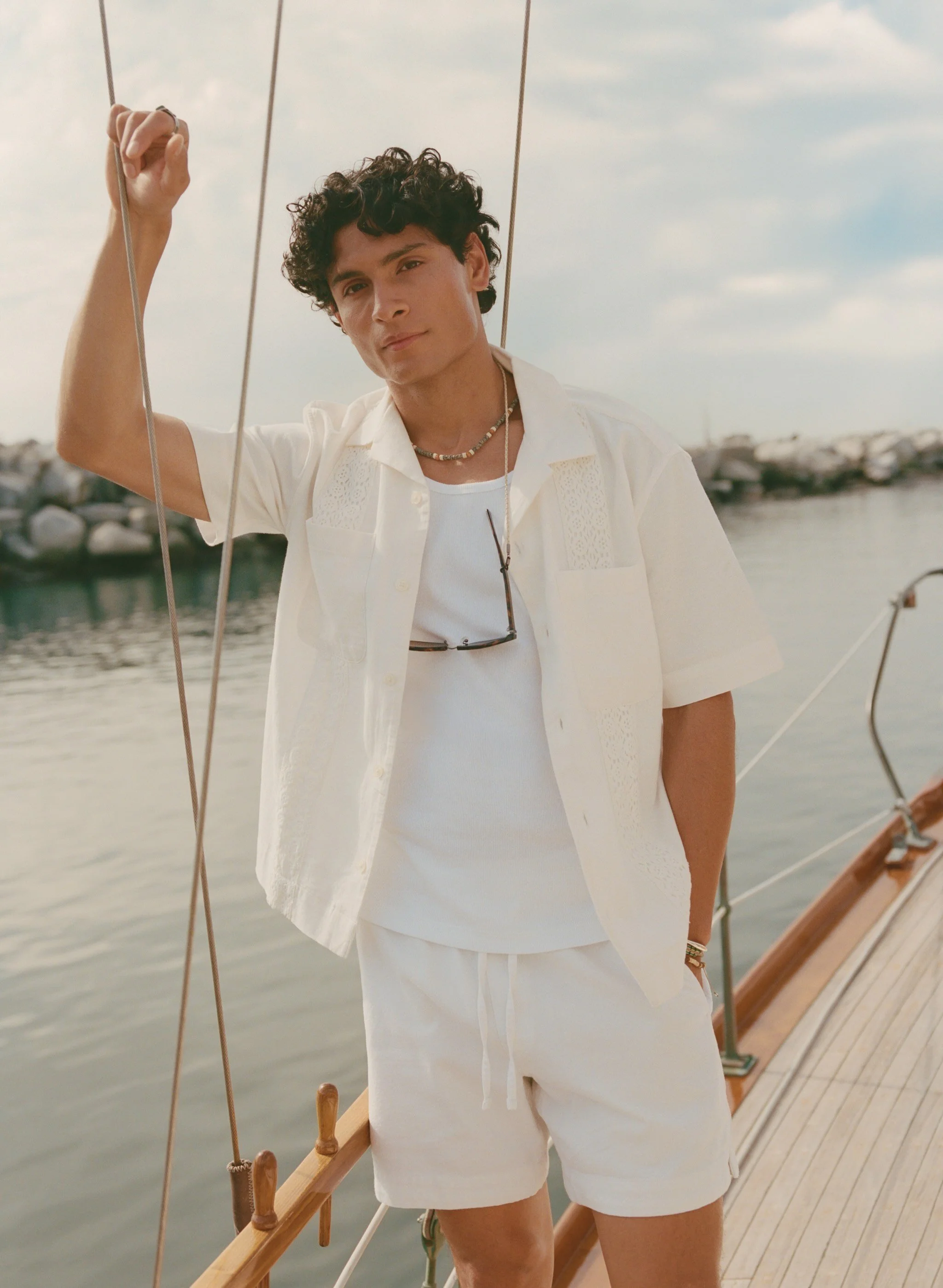ANF_SUMMER_1_2026_CAMPAIGN_PERFECT_PAIRING_OFF_A_SHORT_MENS_D5_GROUP2_FILM_73076-D2-18-0015.jpeg