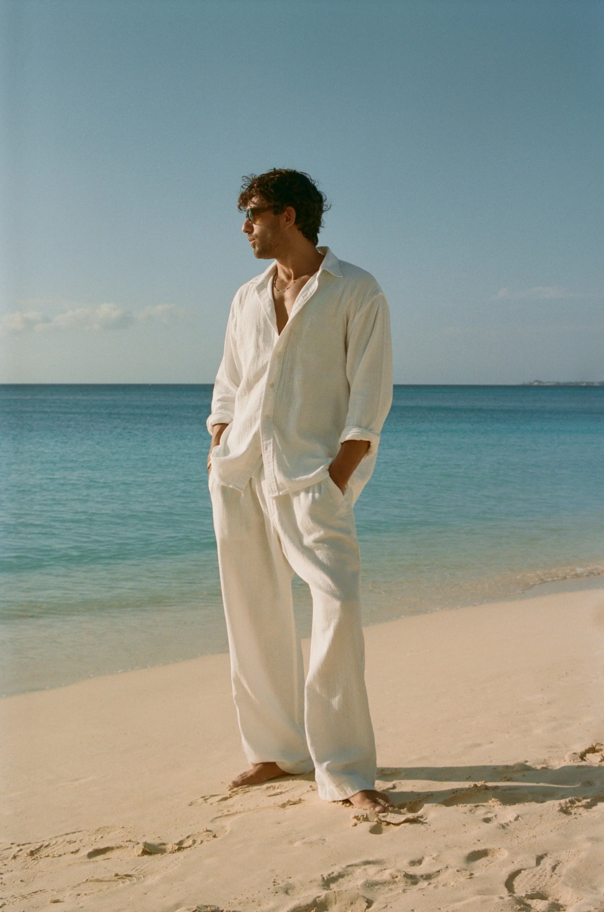 ANF_SUMMER1_2024_CAMPAIGN_MATCHING_SETS_MENS_D1_LOOK3_FILM_45421-9-012.jpeg
