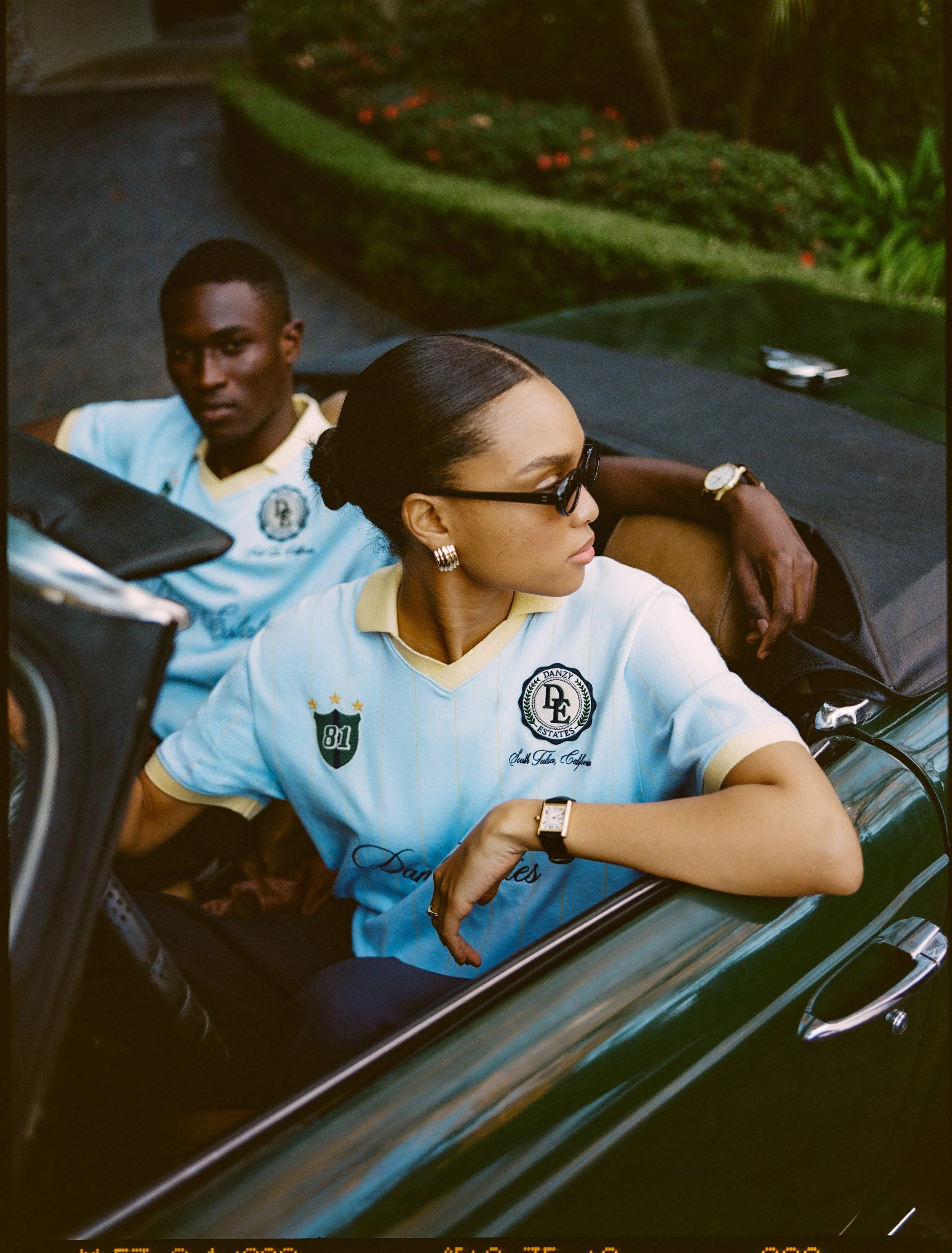 ANF_SPRING_2_2025_CAMPAIGN_ABERCROMBIE_X_DANZY_CO_GENDER_D4_GROUP4_FILM_25-437.jpeg