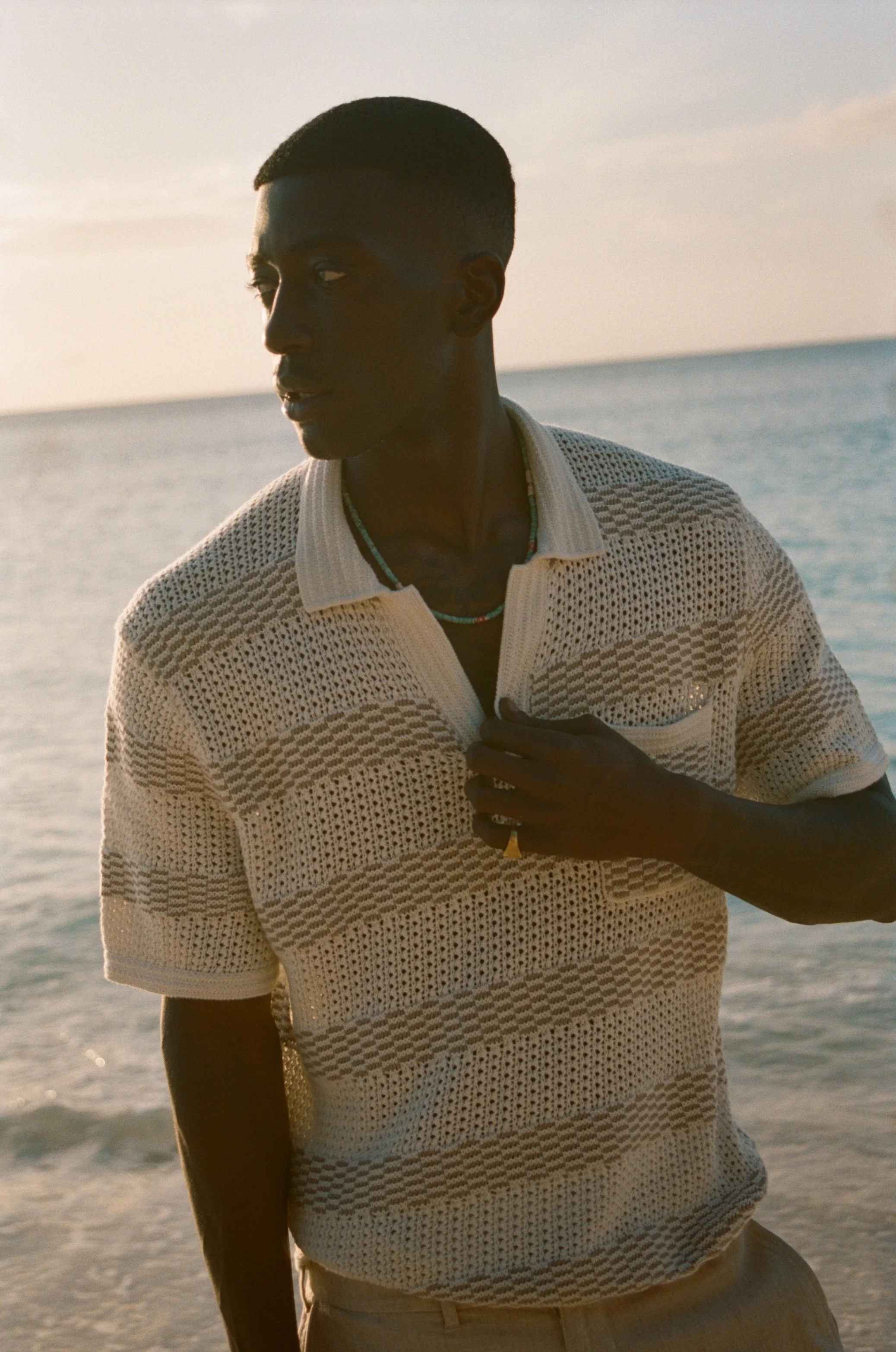 ANF_SUMMER1_2024_CAMPAIGN_MATCHING_SETS_MENS_D1_LOOK5_FILM_45421-10-031.jpeg