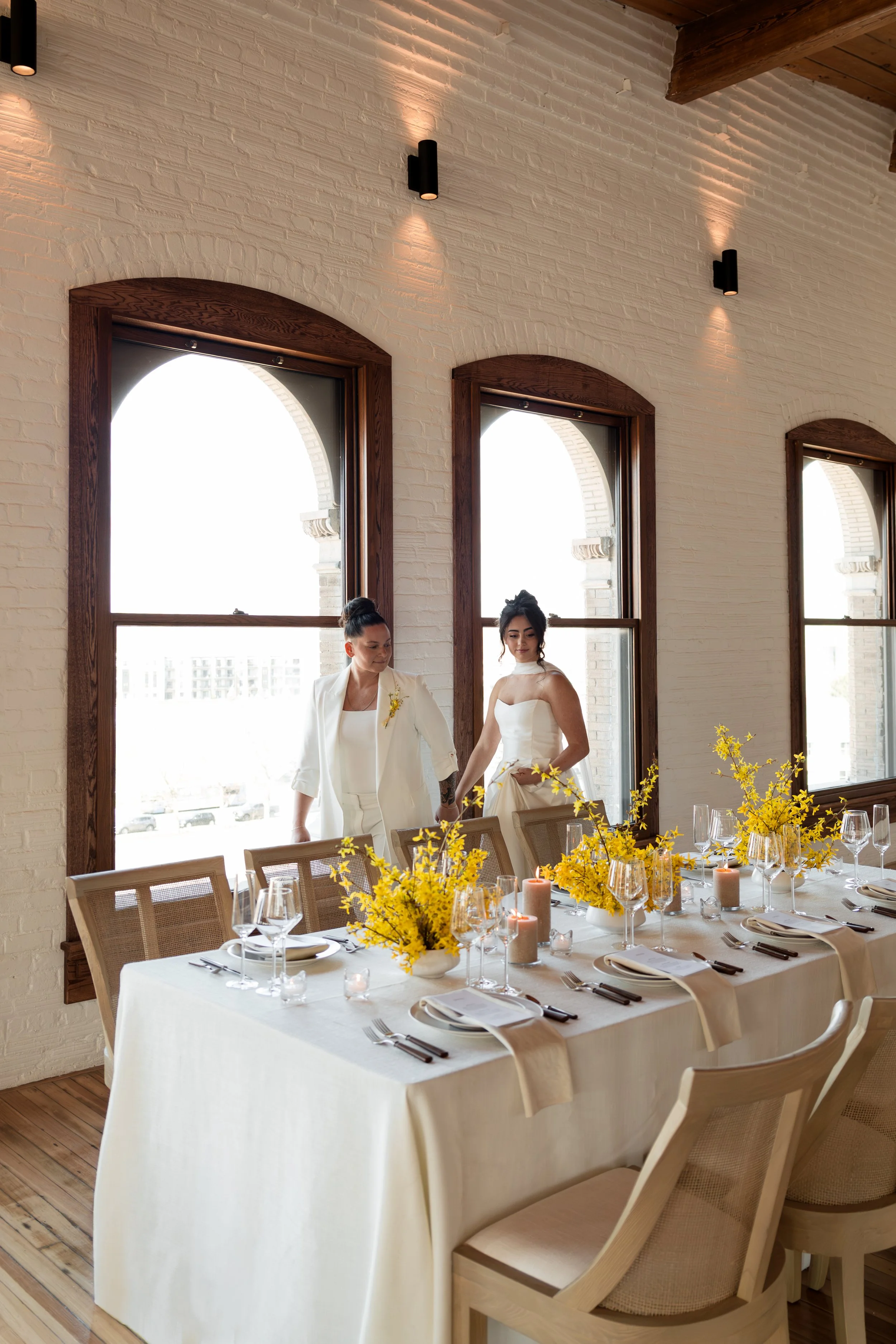 CoupleTable-@hibaeddinephoto-33.jpg