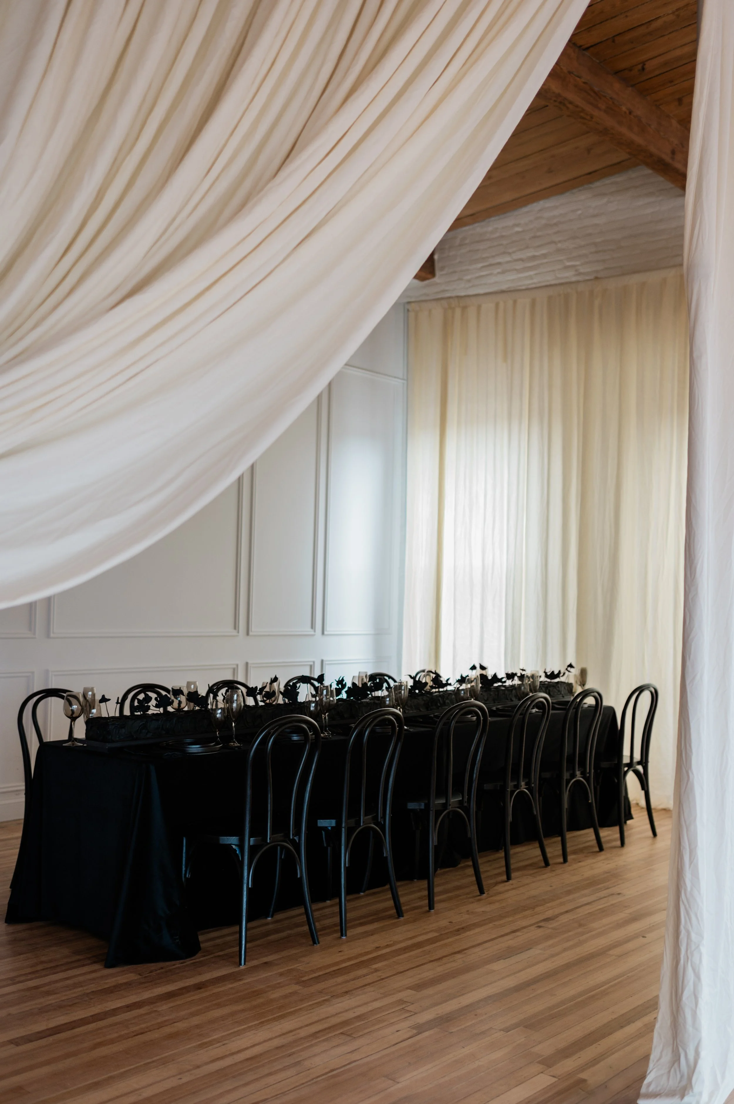 BlackTable-@kimtrangphoto-2.jpg