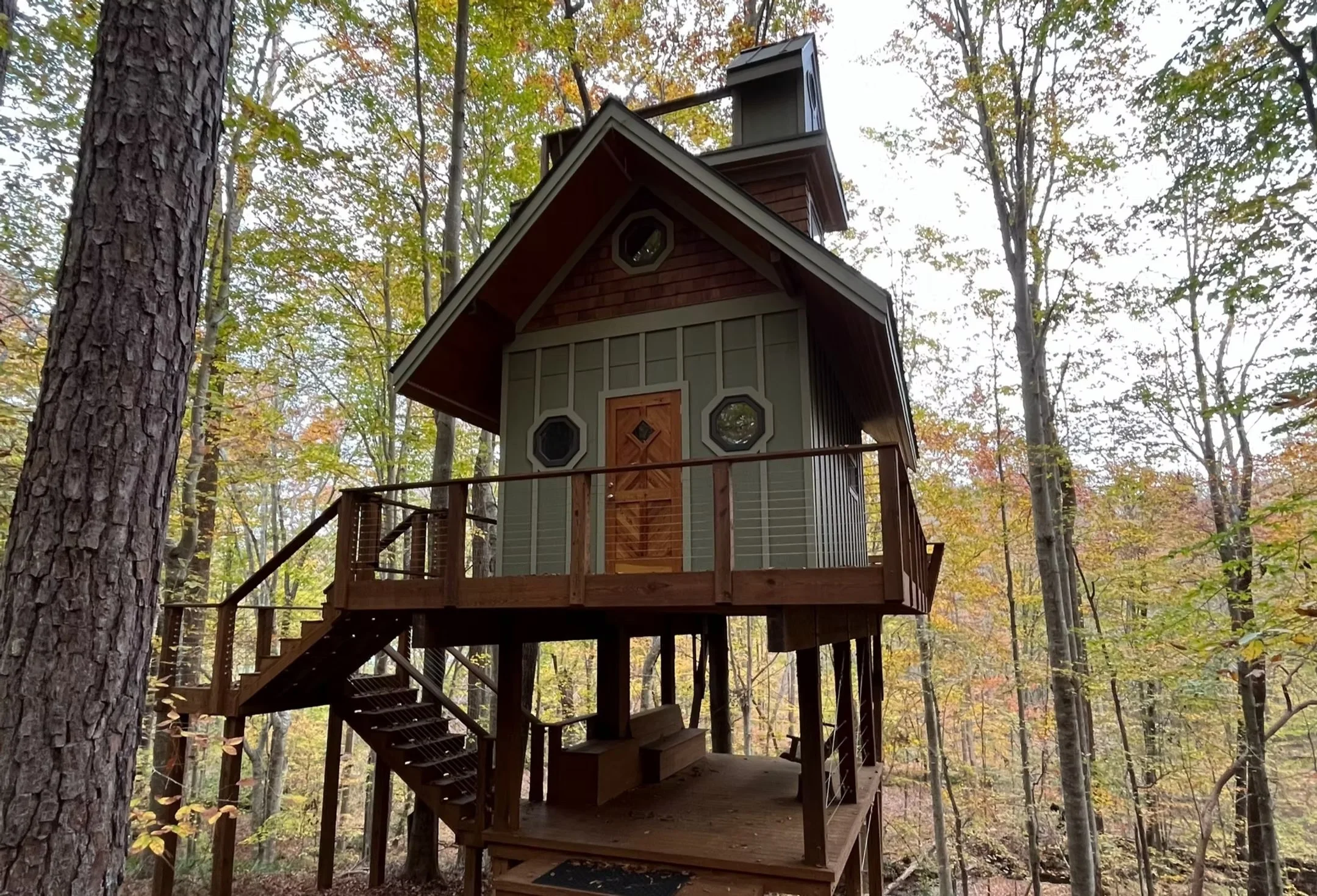 Custom TreeHouse