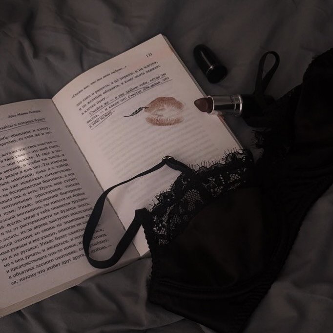 The hardest part of writing a book isn&rsquo;t the writing.

That&rsquo;s easy.

The hardest part is what I like to call crossing the bridge of resistance.

That moment when sh*t gets real.

That book you dreamed of is now manifesting onto pages.

Th