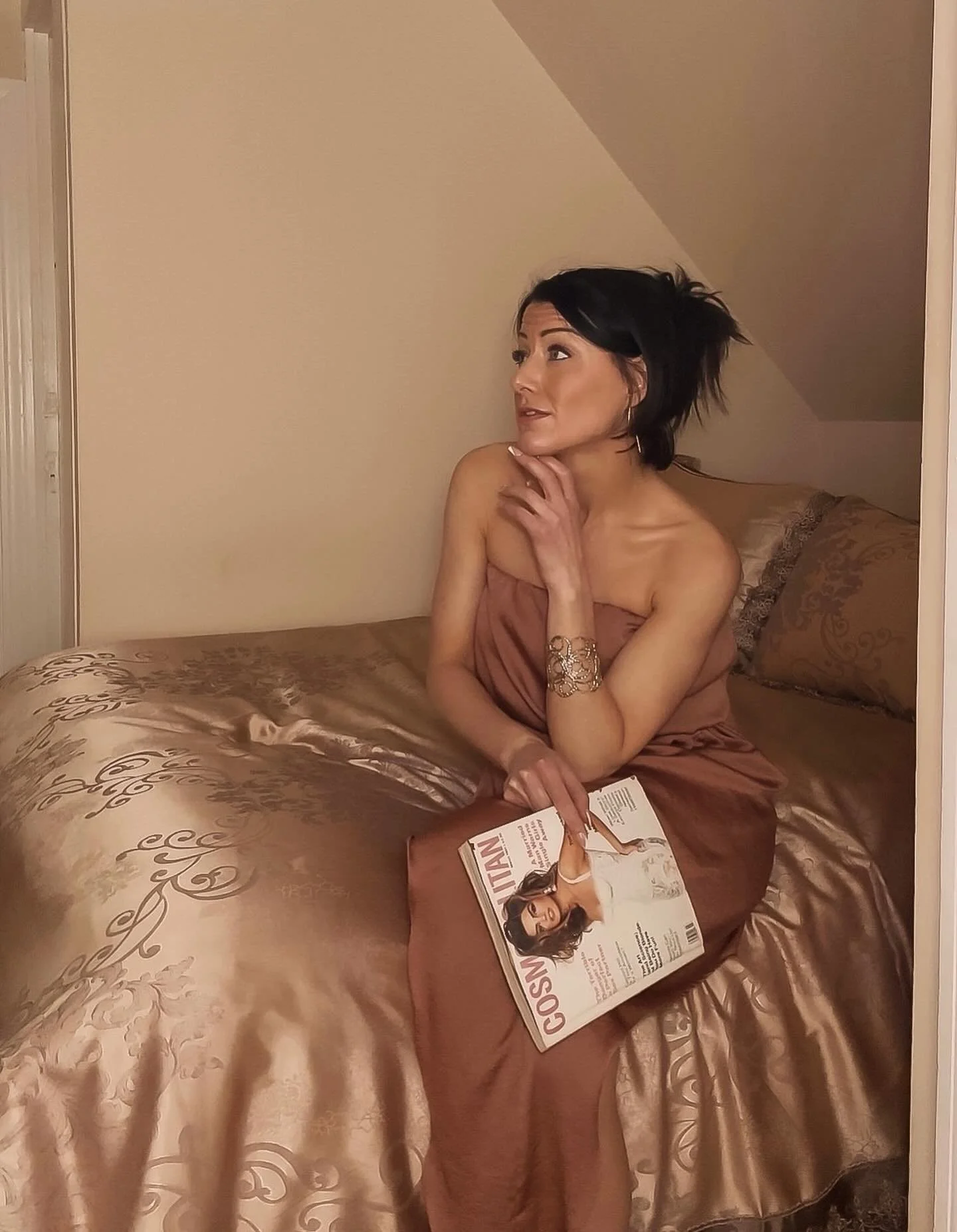 𝒽𝑒𝓁𝓁𝑜 𝒶𝓅𝓇𝒾𝓁 🌸

ahh, I love the smell of a new month, a new rhythm and a new beginning!

but first, there&rsquo;s so much to celebrate&hellip;

❥ Ghost Girl turned 6 on March 30th &mdash; as always, thank YOU for supporting and giving each 