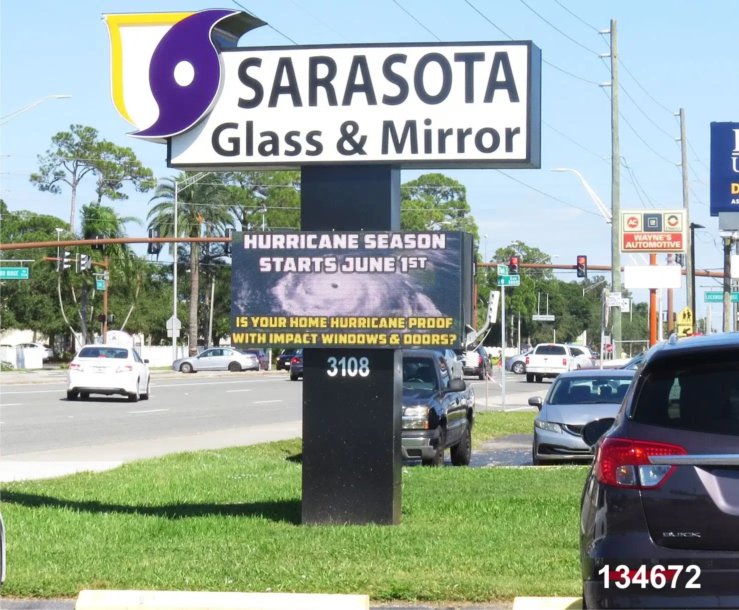 Sarasota-Glass-Mirror-124672-10MM-96x192-1.webp