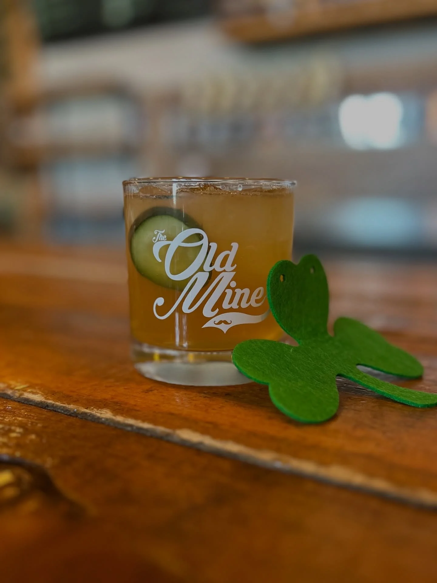 Our Cocktail of the Month is an Irish Maid- Old Mine Style 
Bushmill&rsquo;s Irish Whiskey, Elderflower liqueur, lemon juice, muddled cucumber and topped with The Old Mine&rsquo;s own Handlebar Hard Cider 

#eriecolorado #coloradocraft #hardcider #st