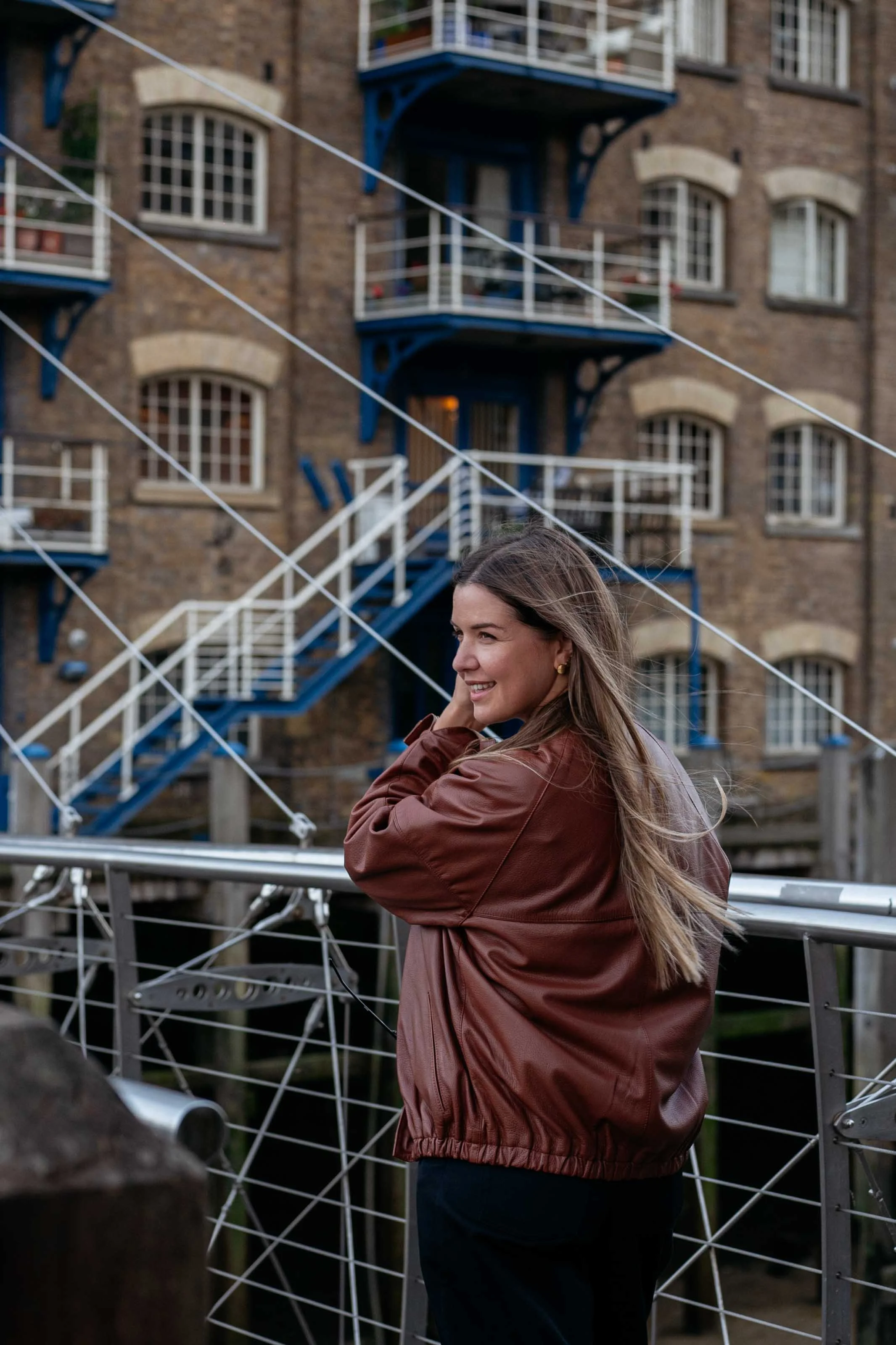 natural light feminine portraits