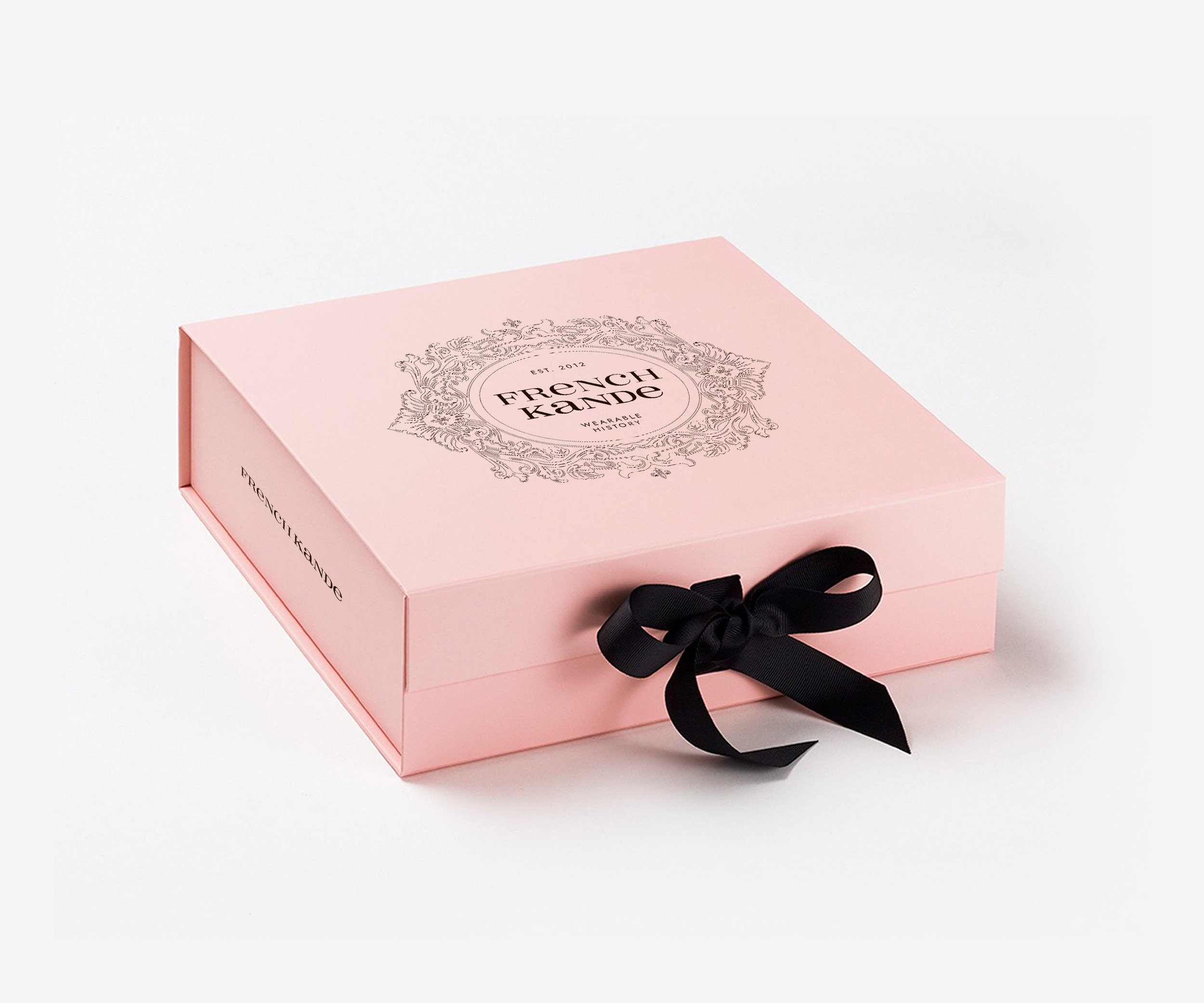 FK_Packaging-pinkbox.png
