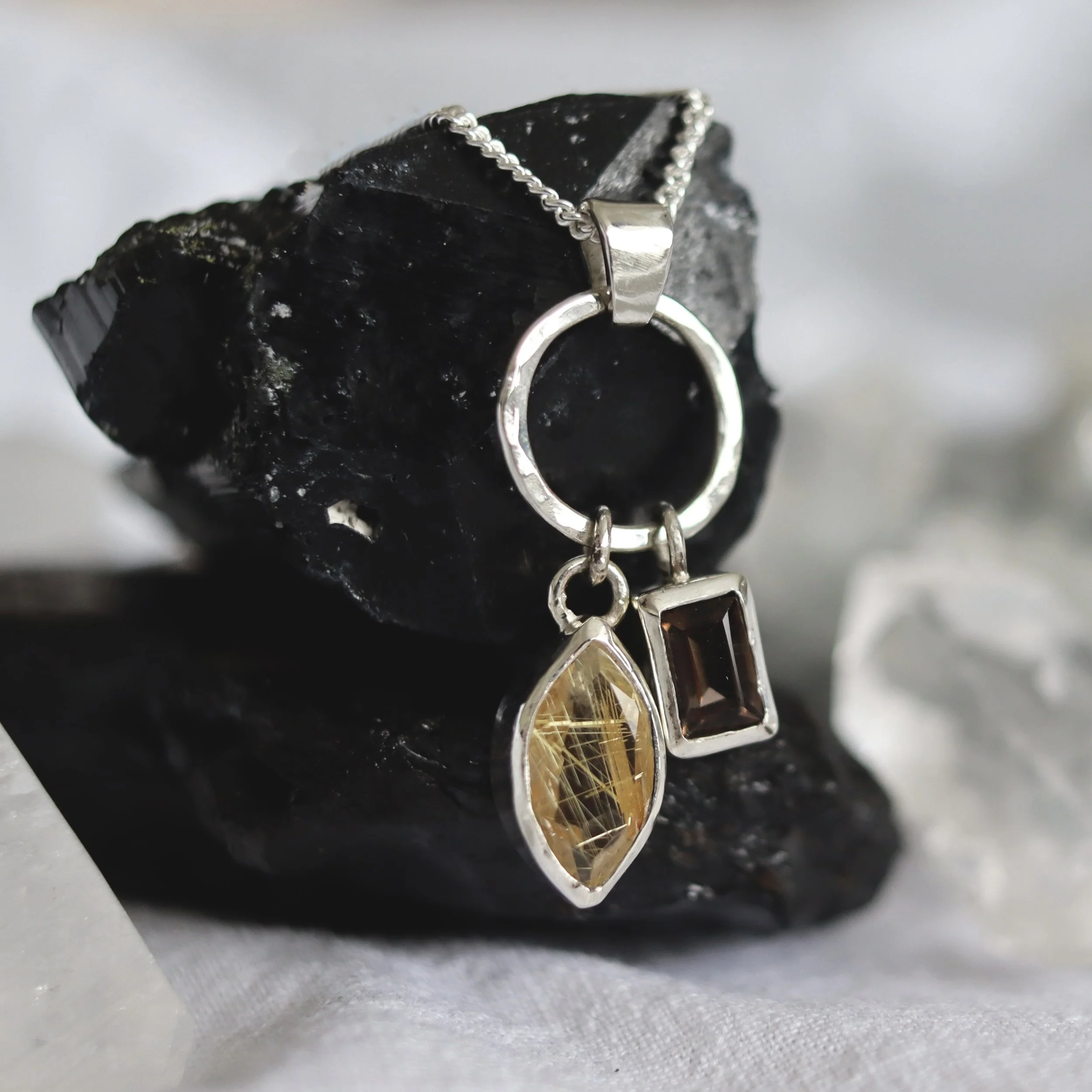 april pendant 1.jpg