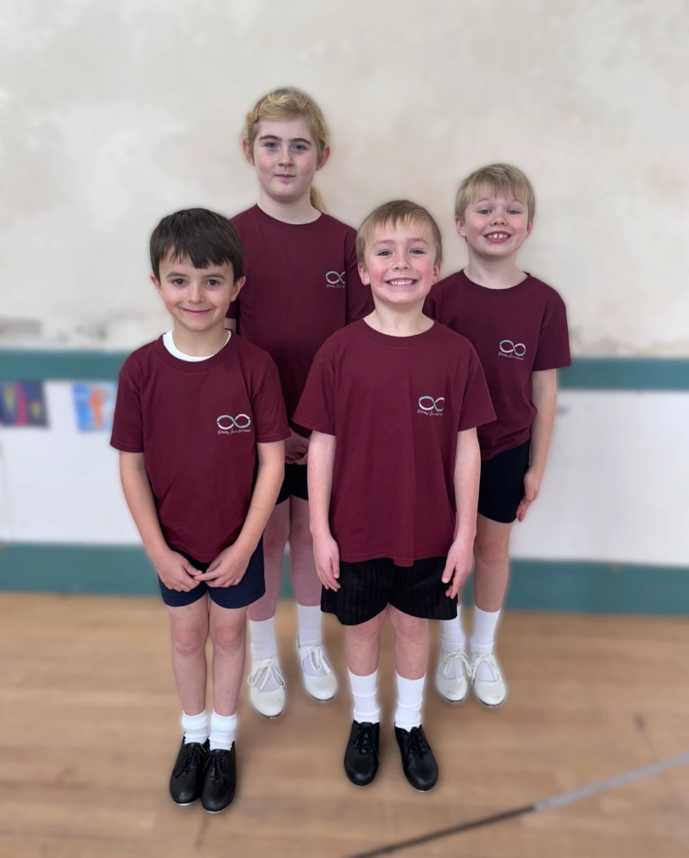 ✨ New Infinity Dance Cornwall T-Shirts Have Landed! ✨

How amazing do our Primary Tap and Grade 1 Modern dancers look in their brand-new IDC t-shirts?! 😍
They modelled them for us so beautifully in their classes on Saturday!

And huge well done to E