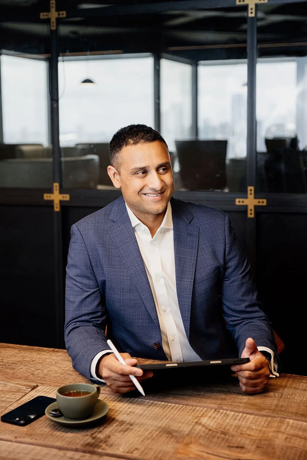 CO-FOUNDER & PRINCIPAL FINANCIAL PLANNER Simran Dhillon explaining asset investments to Sydney Client