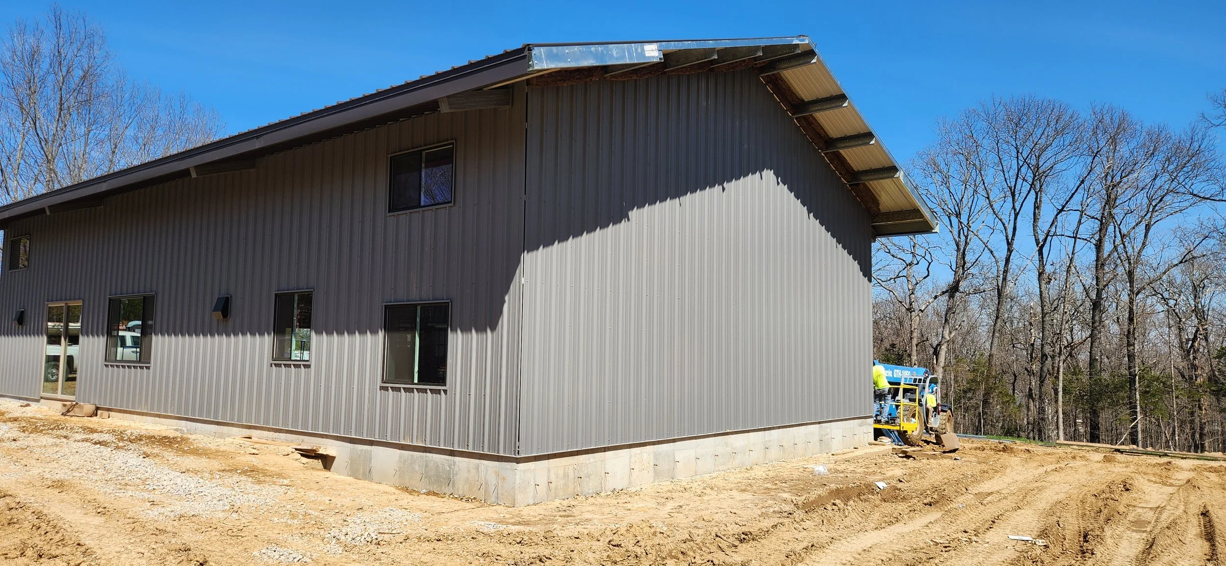 Grey building.jpg
