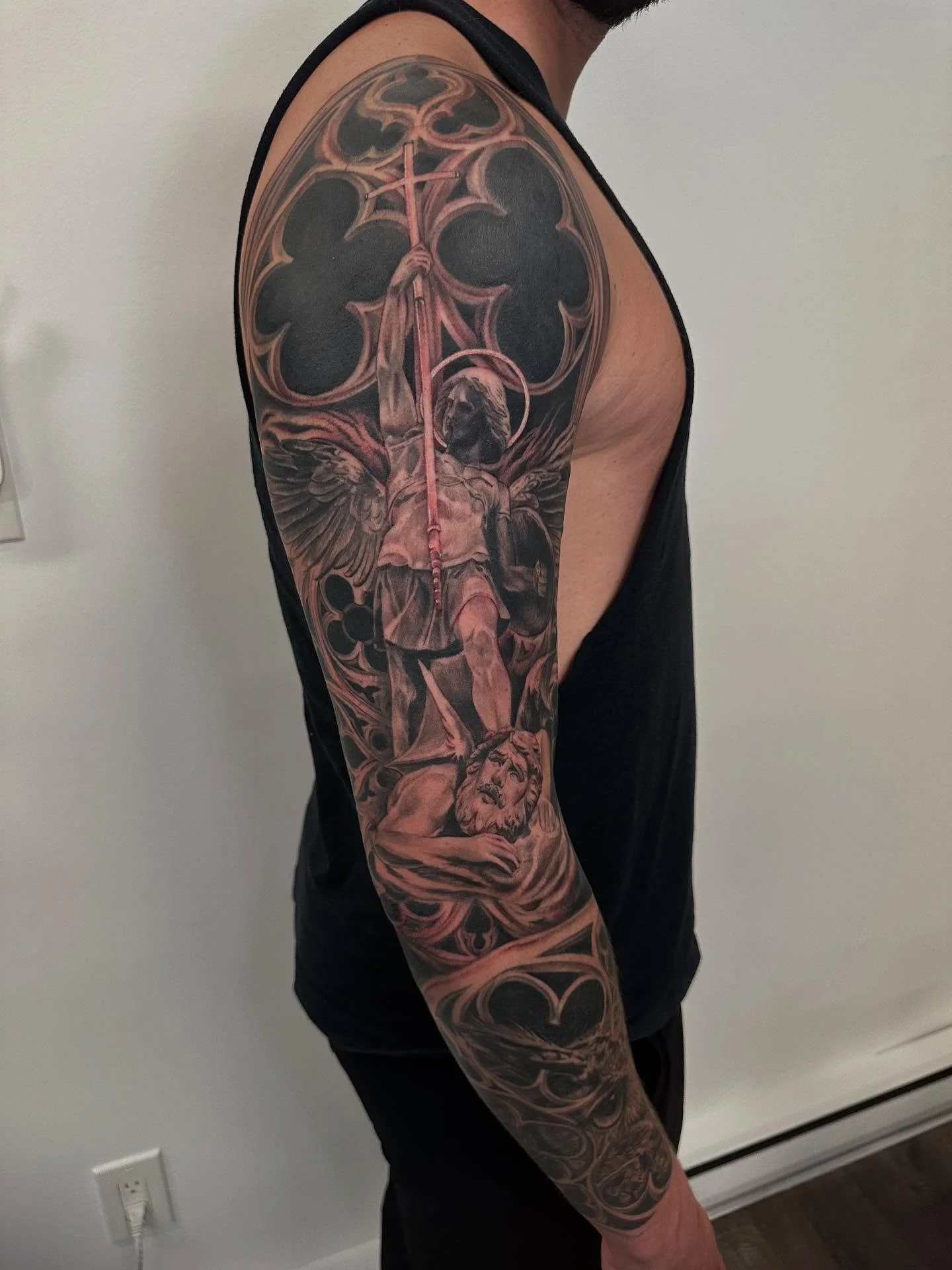 Thanks Jamie for trusting me with this sleeve! #tattoo #blackandgreytattoo #gothictattoo #darktattoo @lovealwaystattoos