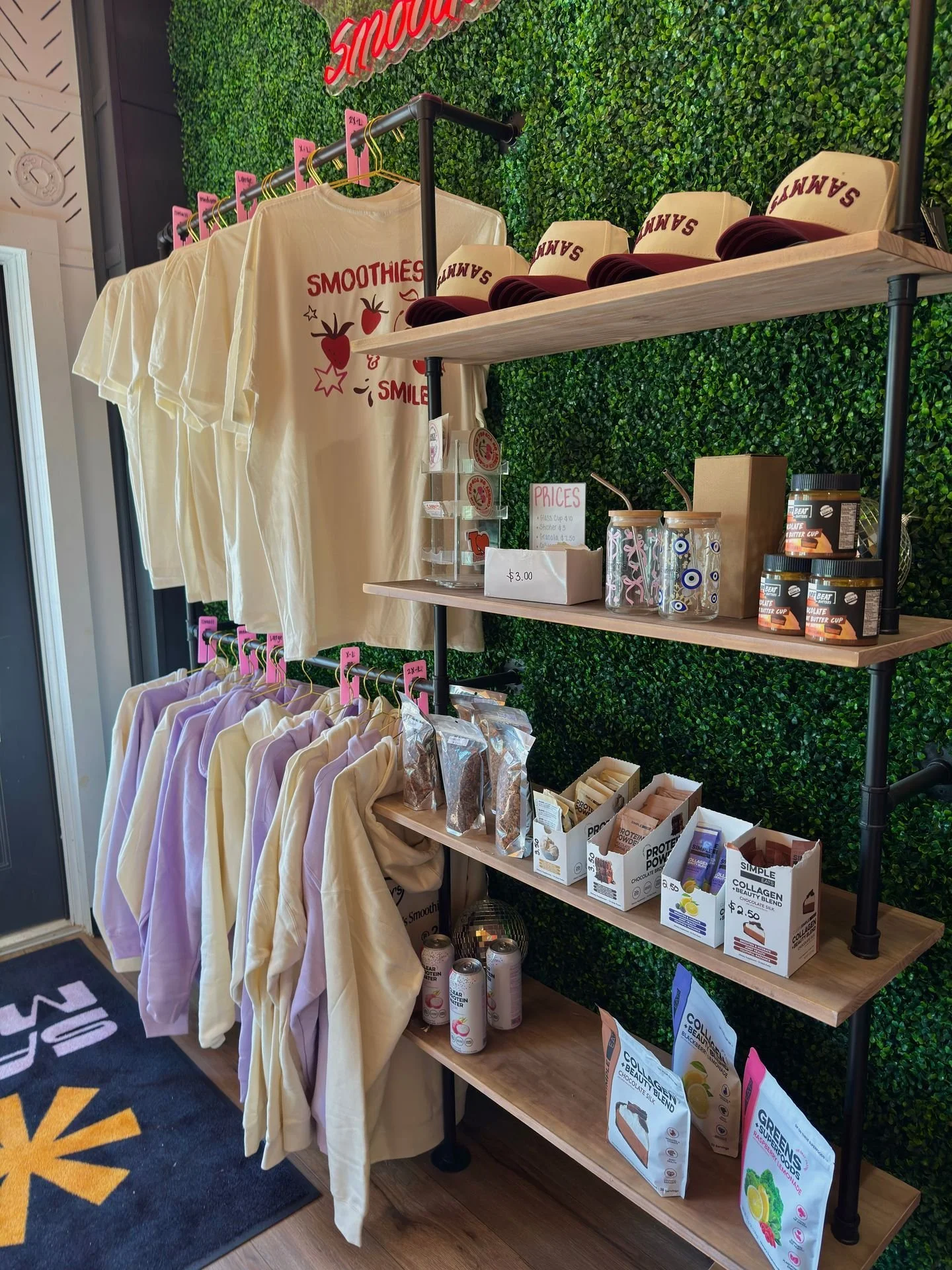 🚨MERCH WALL🚨
We&rsquo;ve got it stocked with all your favs (and a few must haves😉)
🧢Hoodies, hate, t-shirt&rsquo;s, stickers, and glass tumblers
💪Protein powder samples from Clean Simple Eats
🥣Fresh granola + Off Beat Butters
Swing by, treat yo