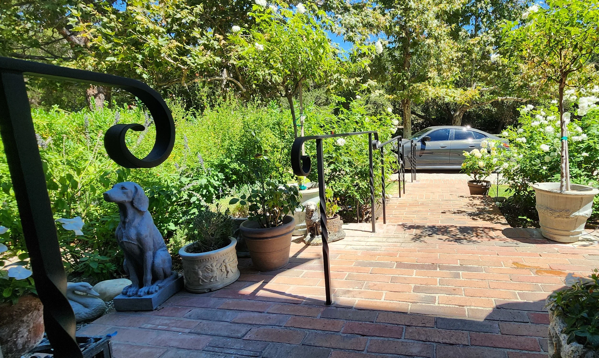 railing1.jpg